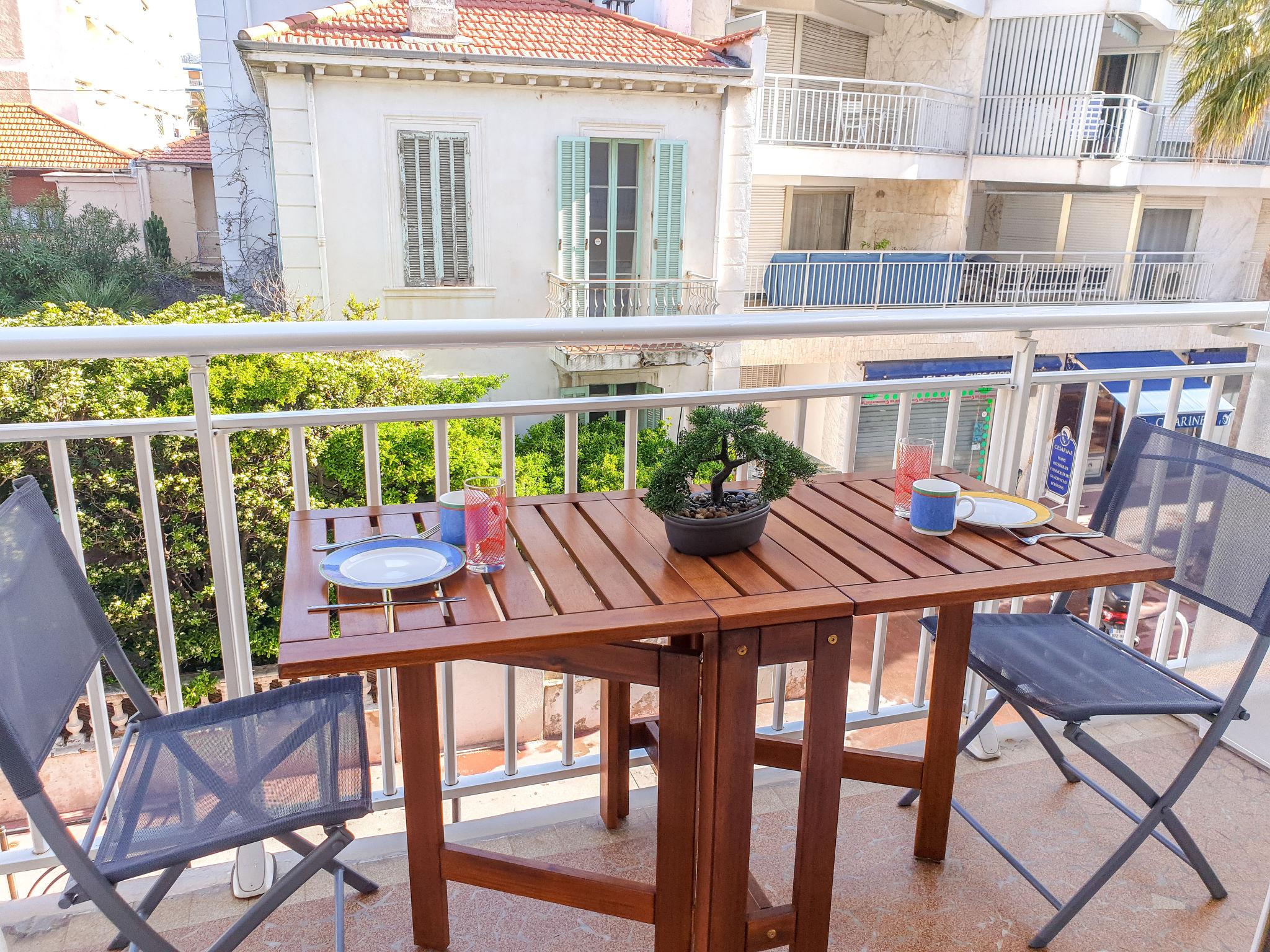 Foto 2 - Apartamento de 1 habitación en Cannes con vistas al mar