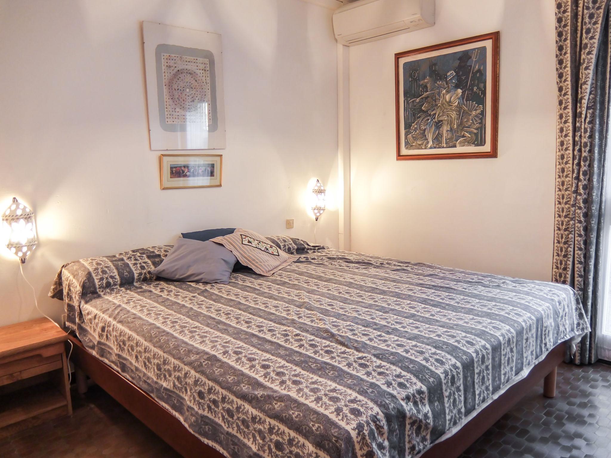 Photo 11 - 2 bedroom Apartment in Collioure with garden and terrace