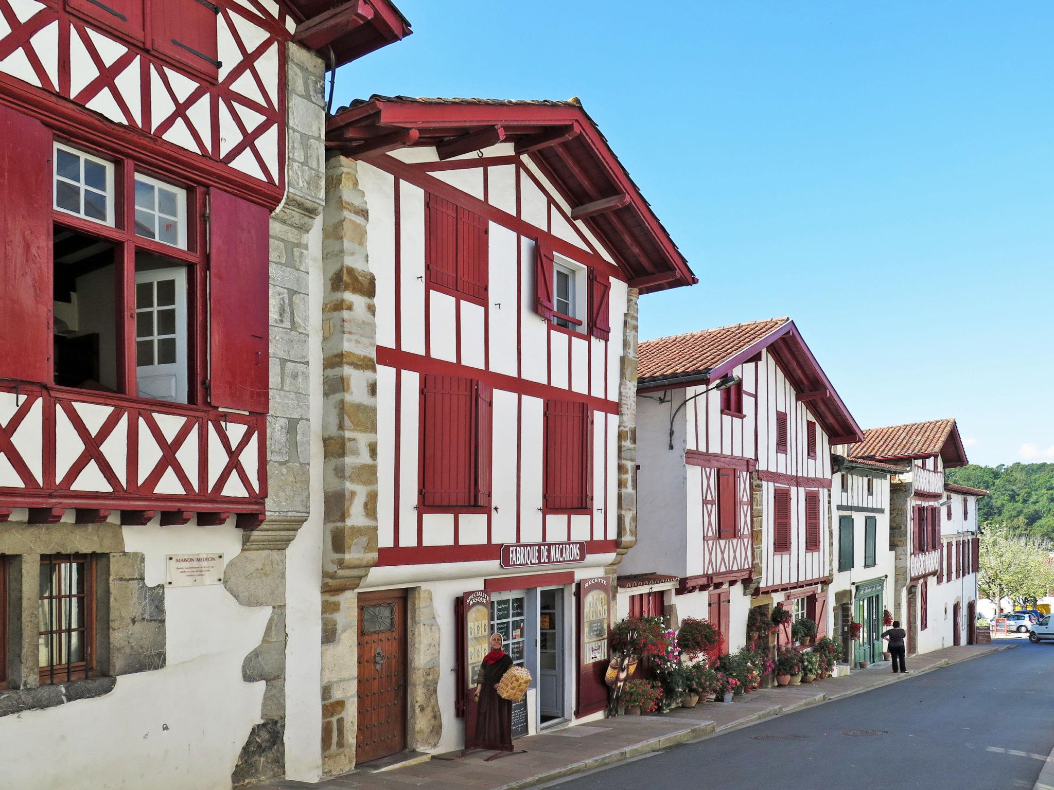 Photo 35 - Maison de 2 chambres à La Bastide-Clairence avec piscine et jardin