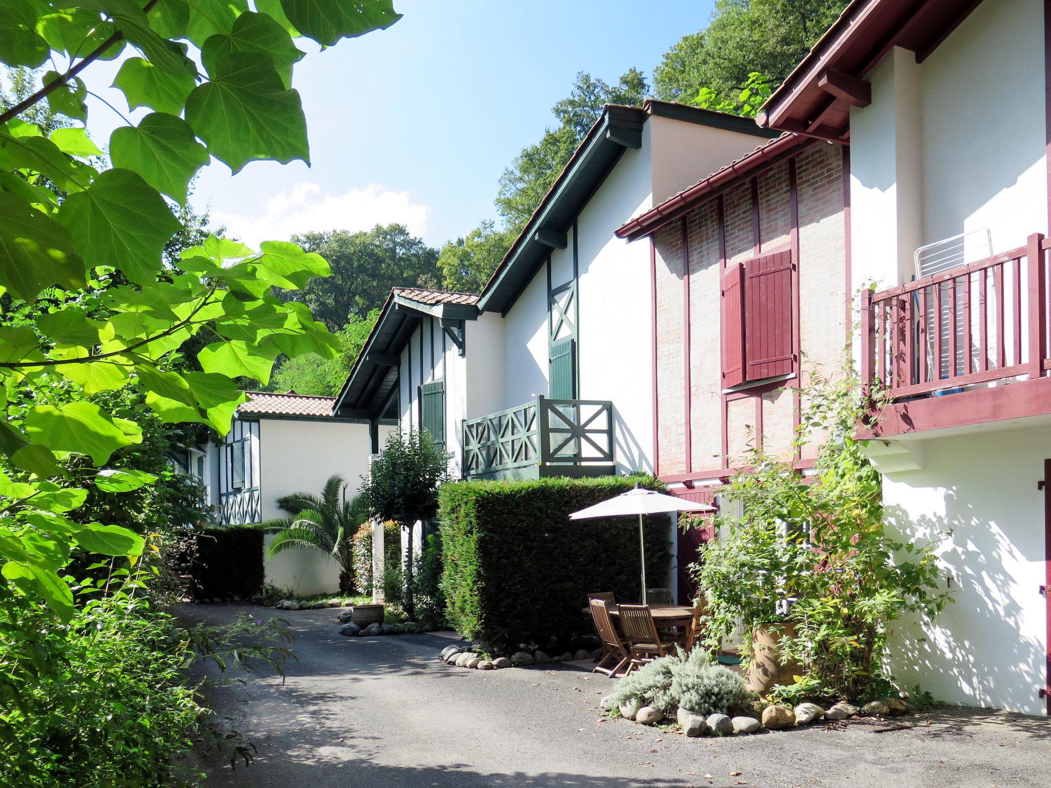 Photo 19 - 1 bedroom Apartment in La Bastide-Clairence with swimming pool and garden