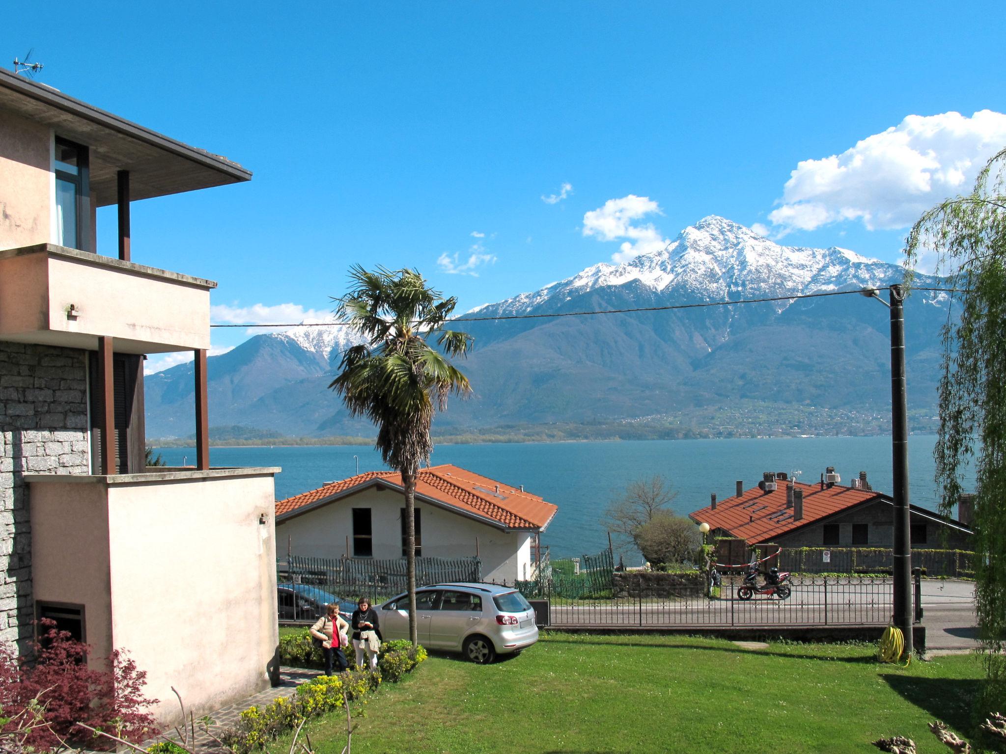 Foto 2 - Casa de 6 habitaciones en Gera Lario con jardín y vistas a la montaña