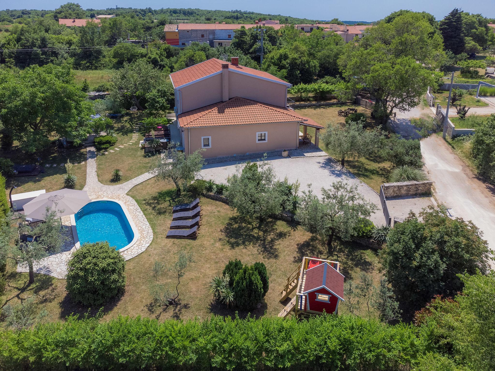 Photo 45 - Maison de 4 chambres à Marčana avec piscine privée et vues à la mer
