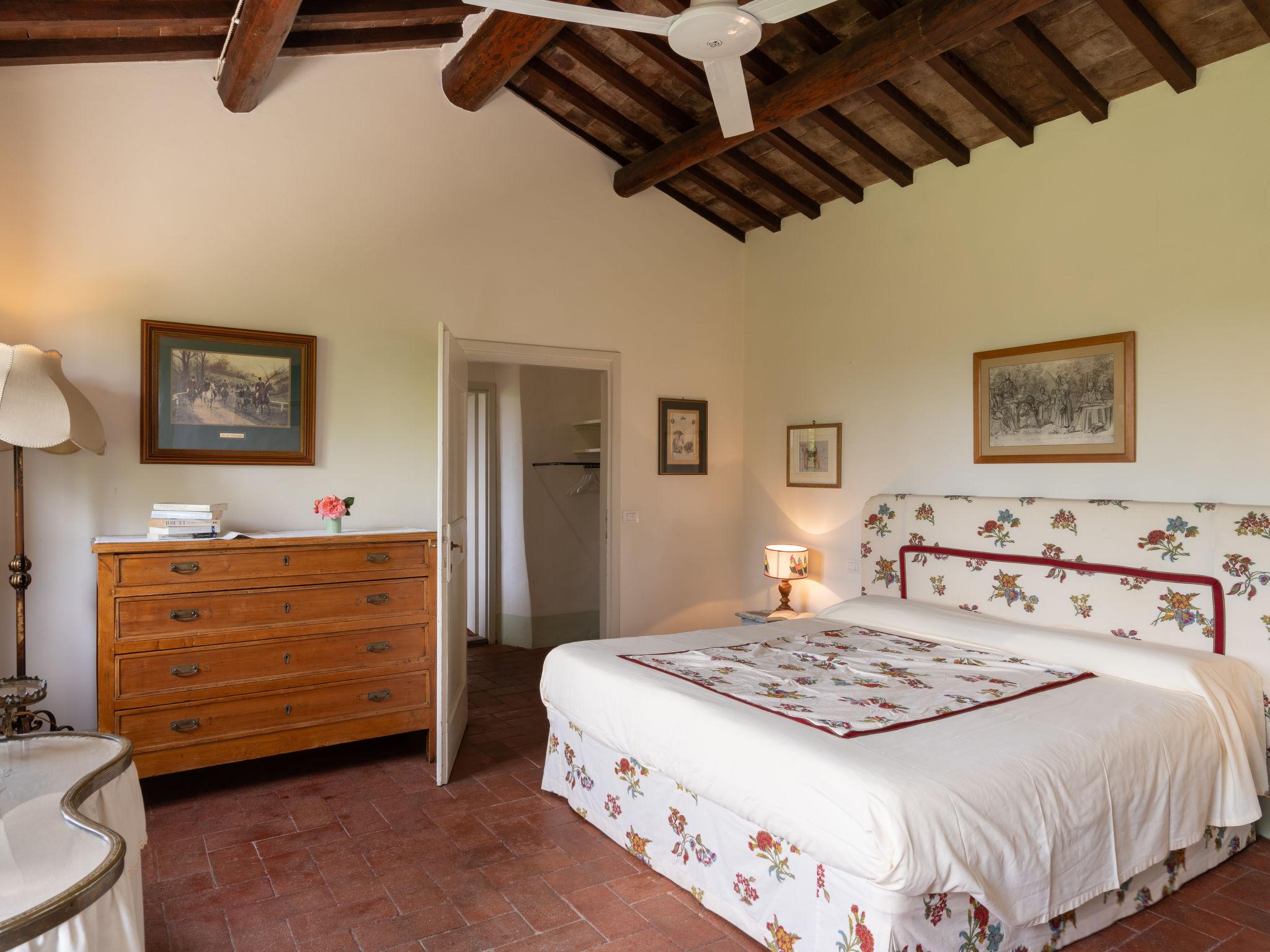 Photo 19 - 4 bedroom House in San Casciano in Val di Pesa with private pool and garden