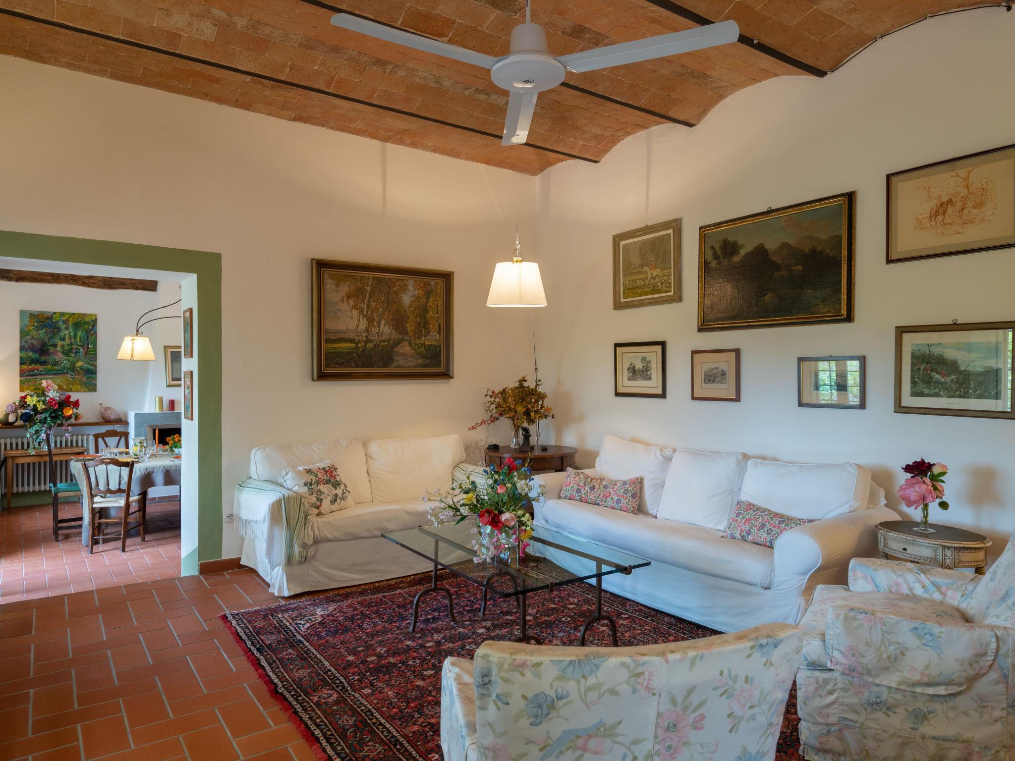 Photo 5 - 4 bedroom House in San Casciano in Val di Pesa with private pool and garden