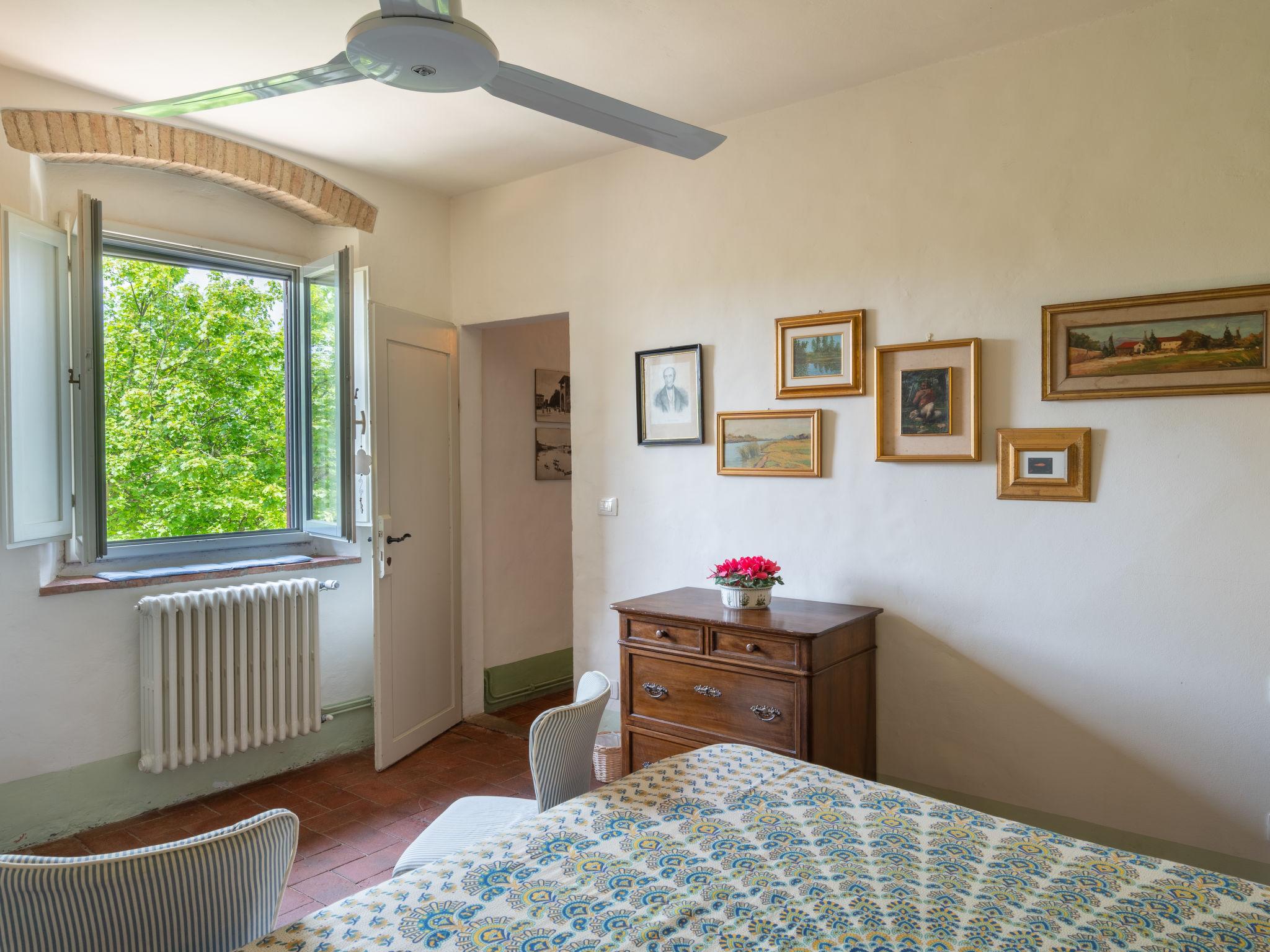 Photo 15 - 4 bedroom House in San Casciano in Val di Pesa with private pool and garden