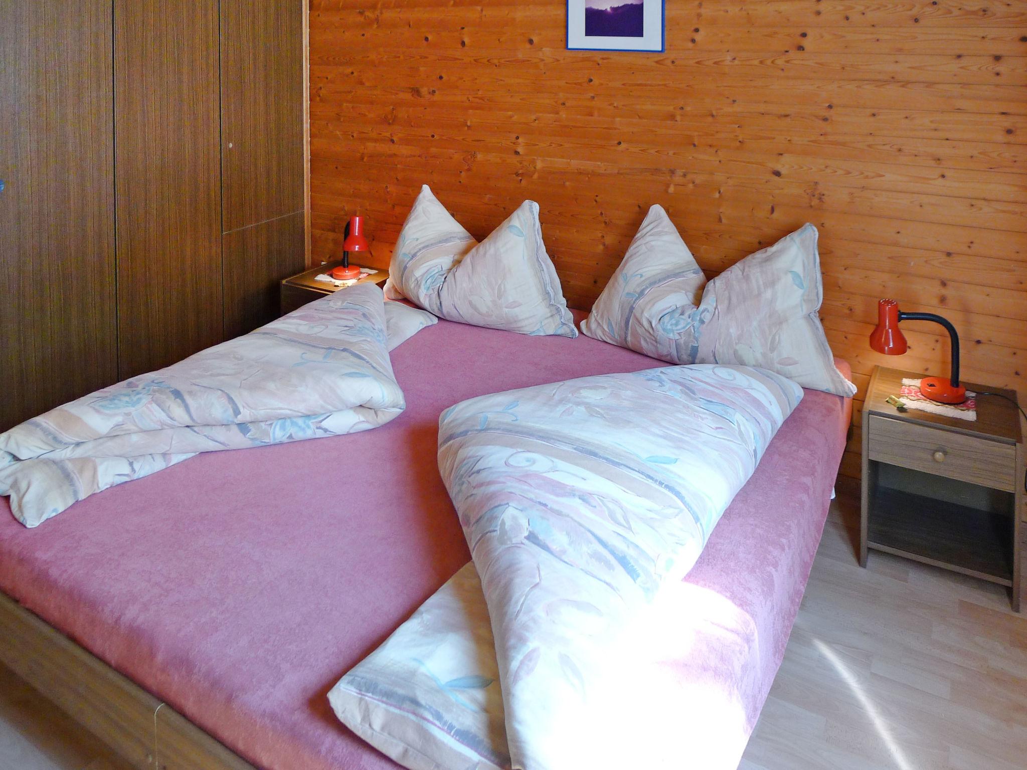 Foto 9 - Apartamento de 3 quartos em Glarus Süd com jardim