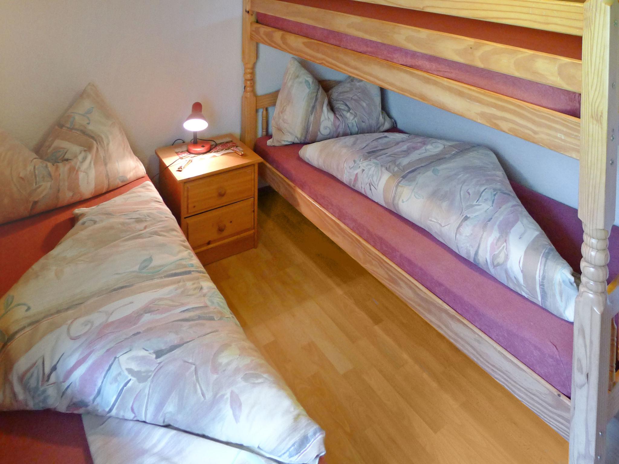 Foto 11 - Apartment mit 3 Schlafzimmern in Glarus Süd mit garten und blick auf die berge