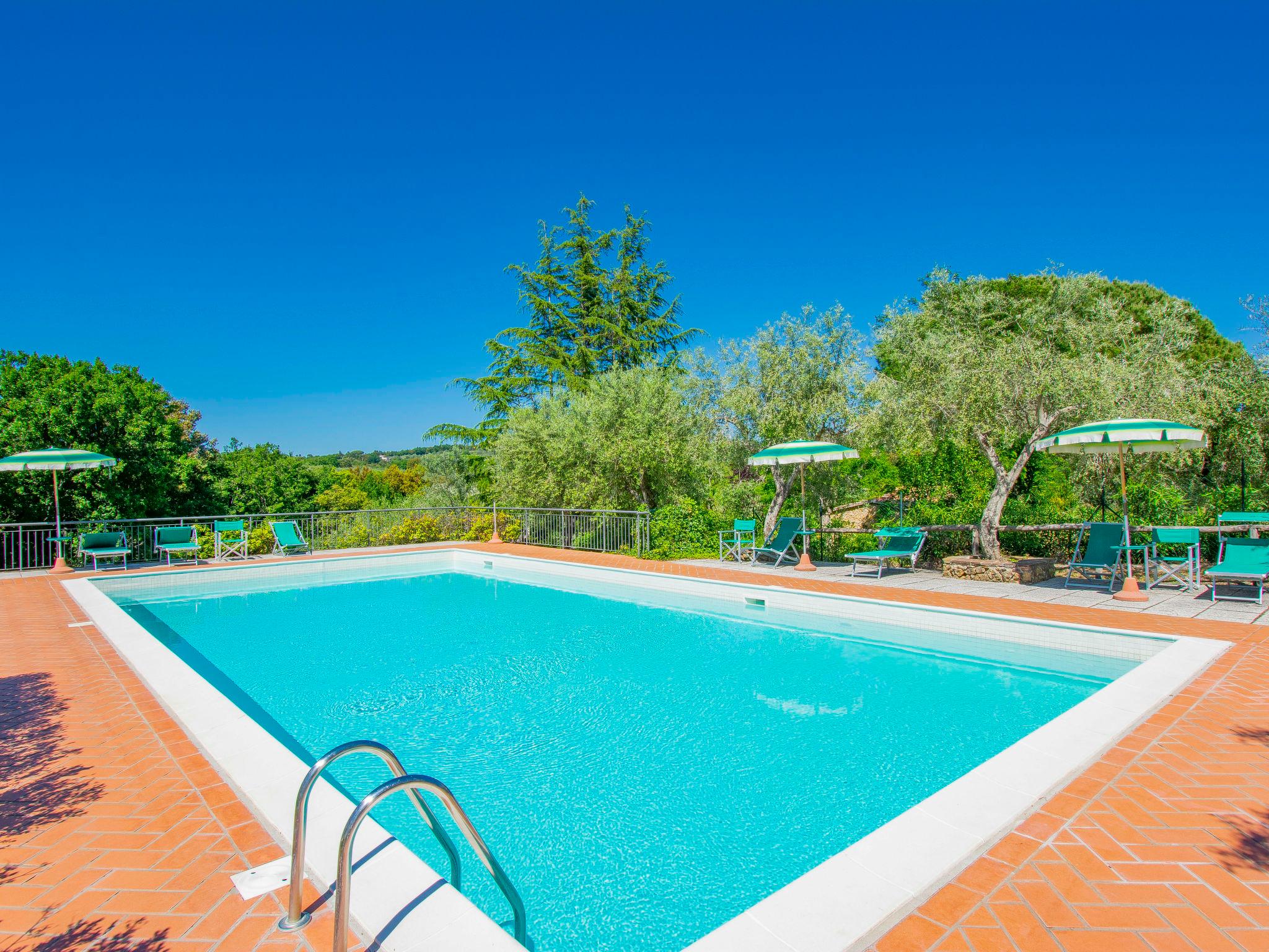 Photo 15 - Appartement de 2 chambres à Casale Marittimo avec piscine et jardin