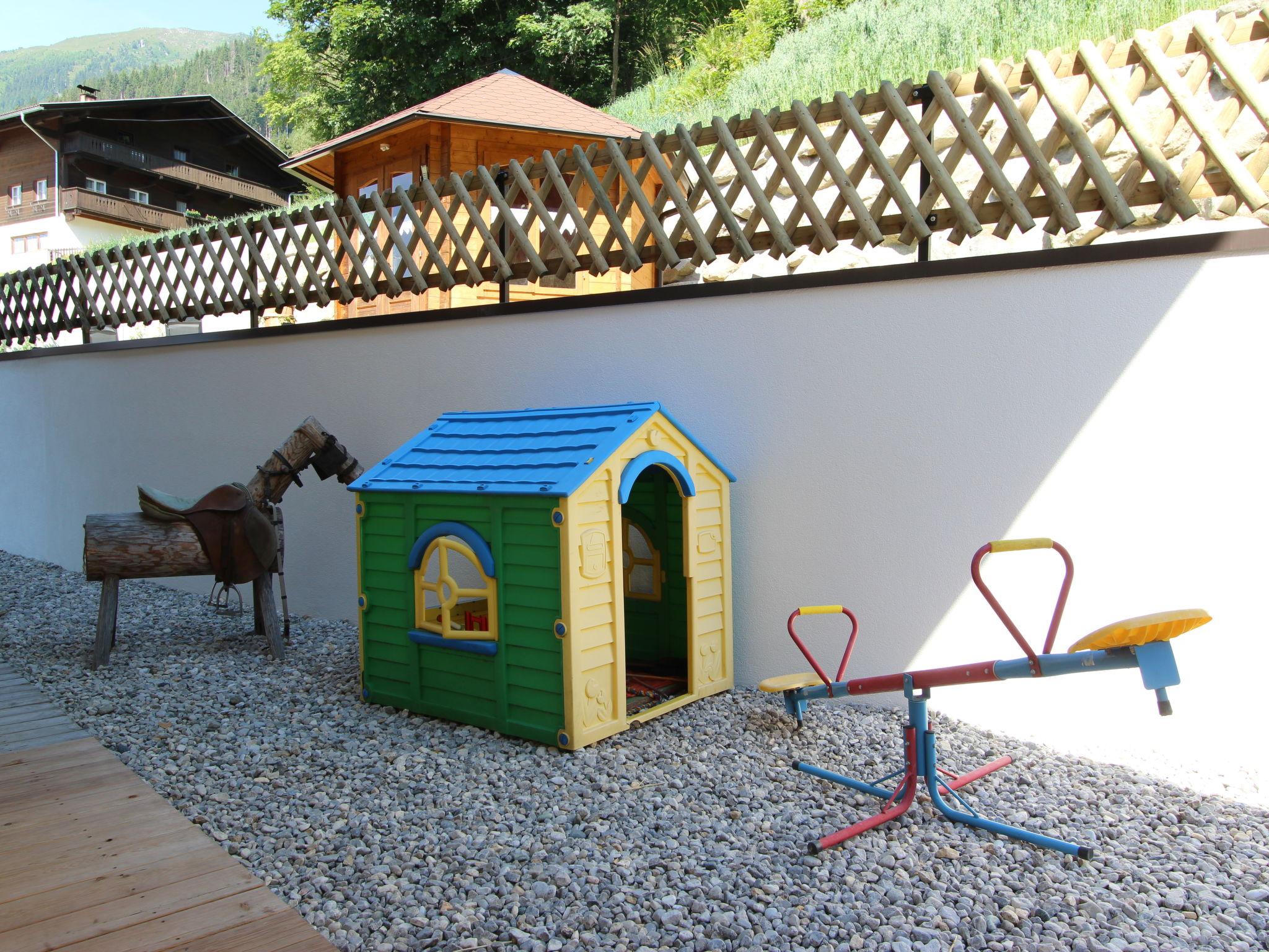 Photo 46 - Appartement de 3 chambres à Zellberg avec jardin et terrasse