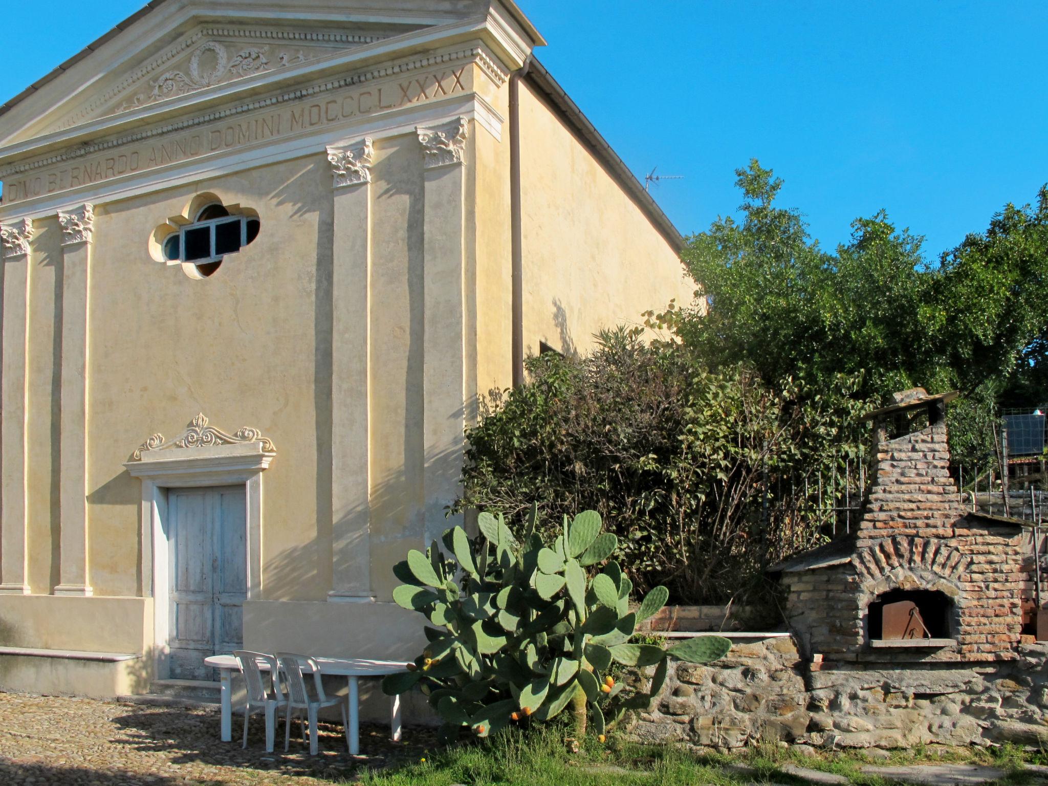 Photo 9 - Maison de 3 chambres à Imperia avec terrasse et vues à la mer