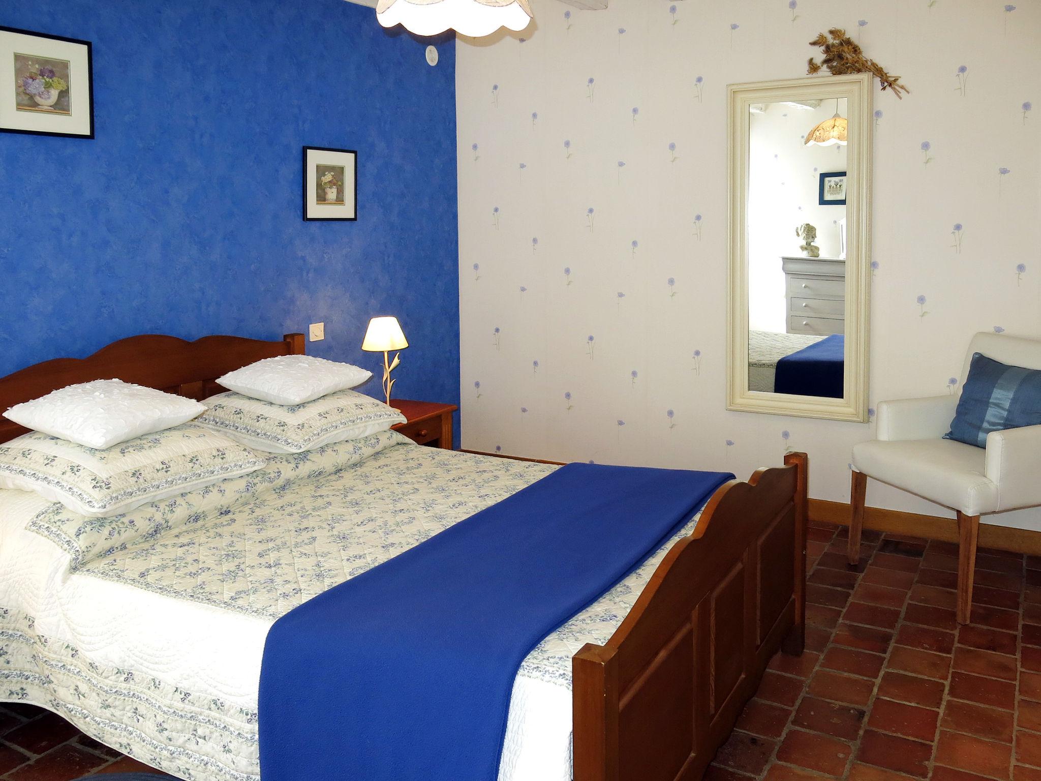 Foto 8 - Haus mit 3 Schlafzimmern in Saint-Romain-sur-Cher mit garten und terrasse