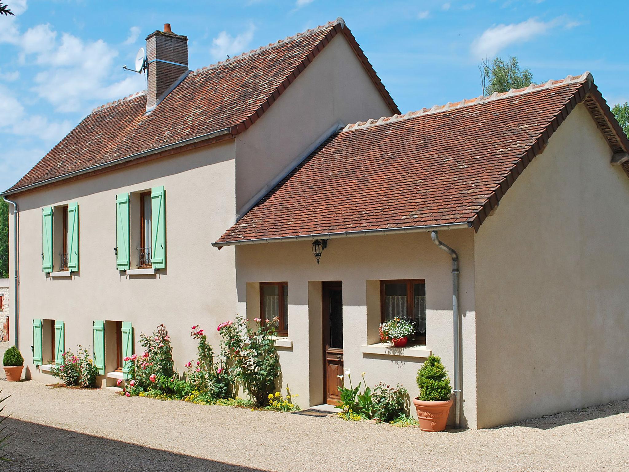 Foto 17 - Haus mit 3 Schlafzimmern in Saint-Romain-sur-Cher mit garten und terrasse