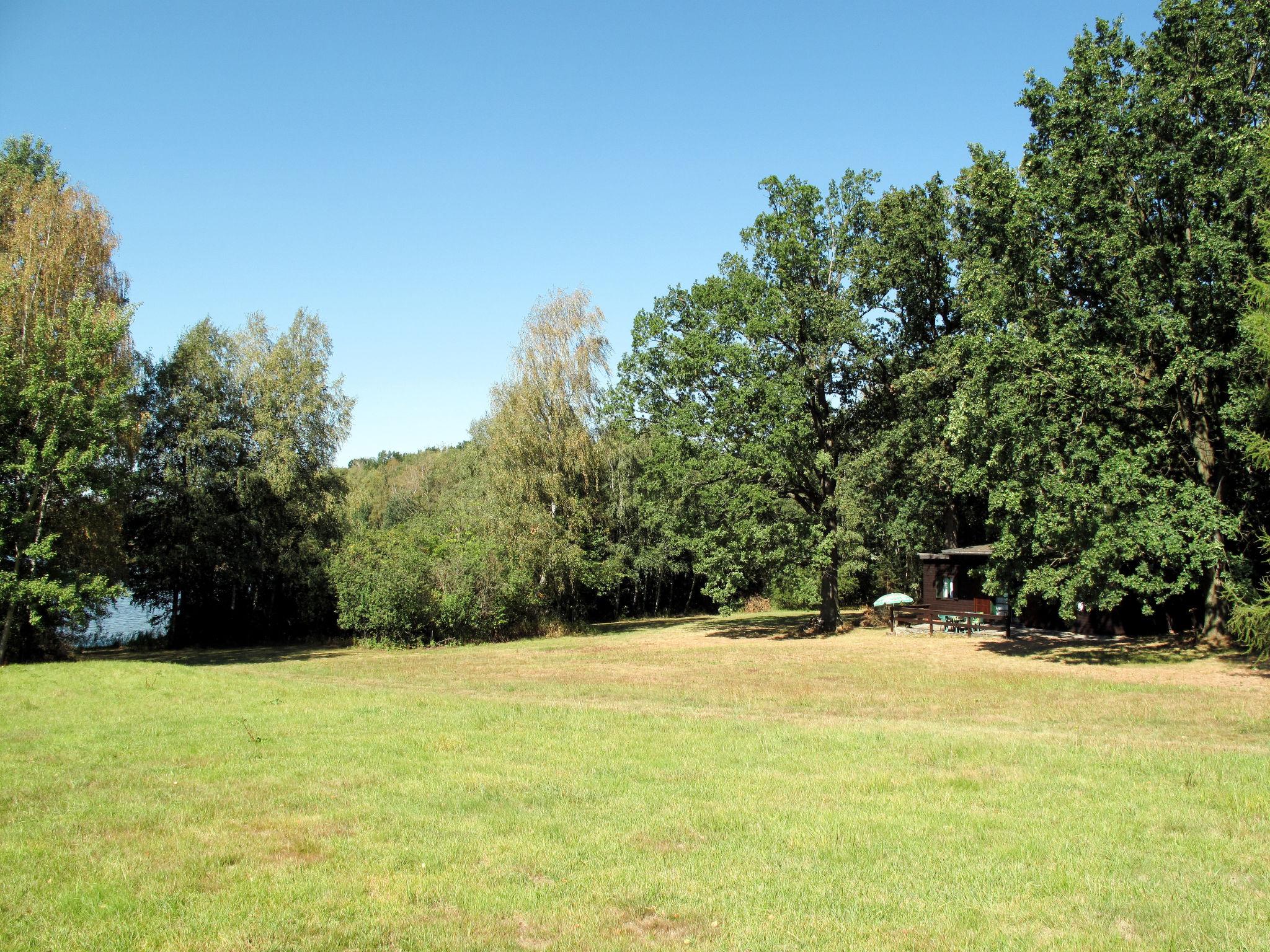 Foto 20 - Casa de 3 quartos em Zábrodí com jardim e terraço