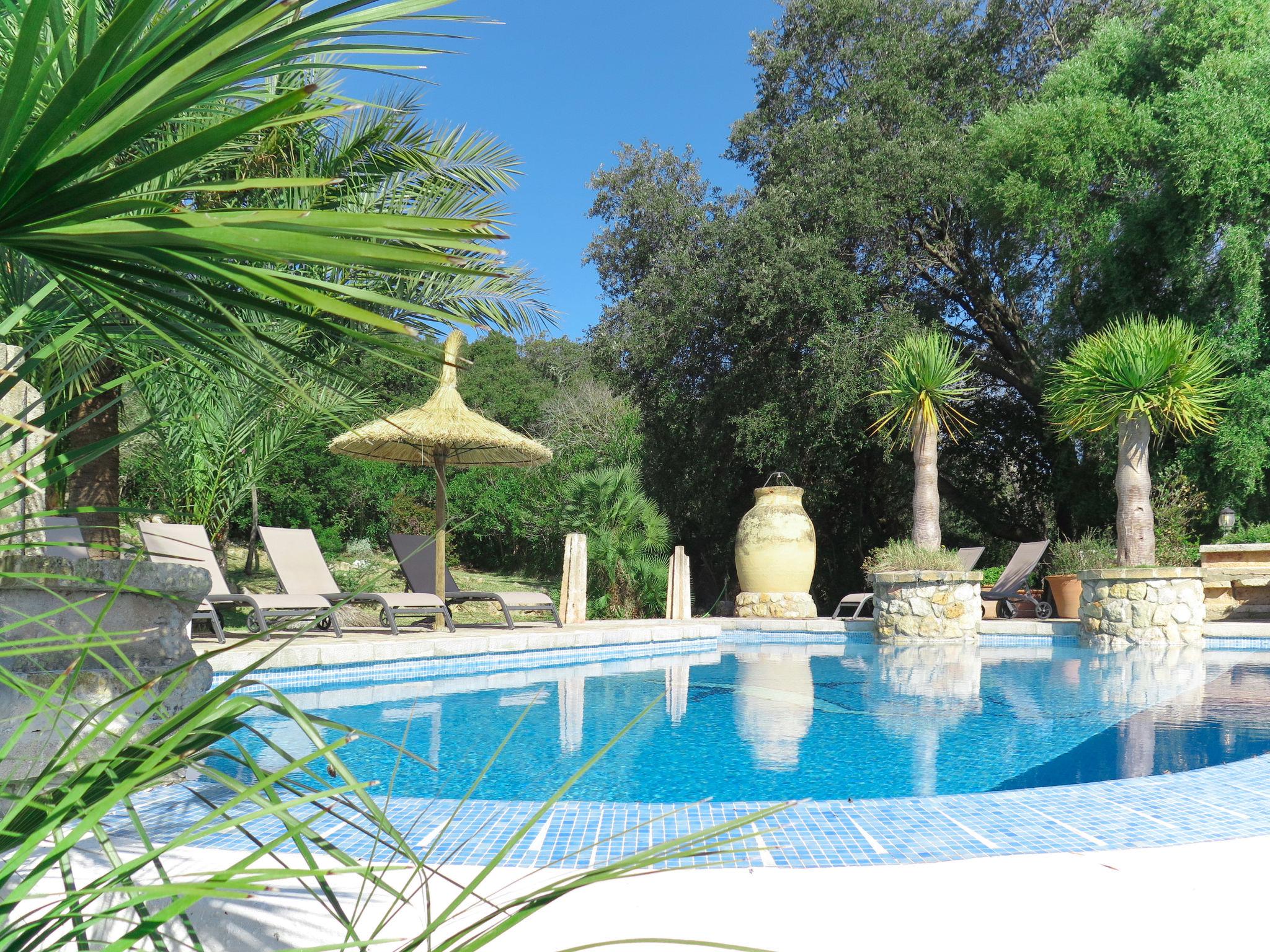 Photo 9 - 4 bedroom House in Alcúdia with private pool and garden