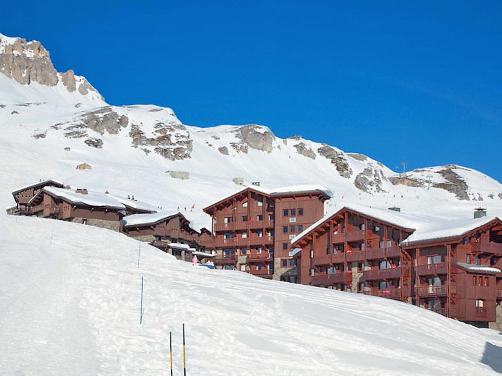 Foto 16 - Apartment mit 2 Schlafzimmern in Tignes mit schwimmbad und blick auf die berge