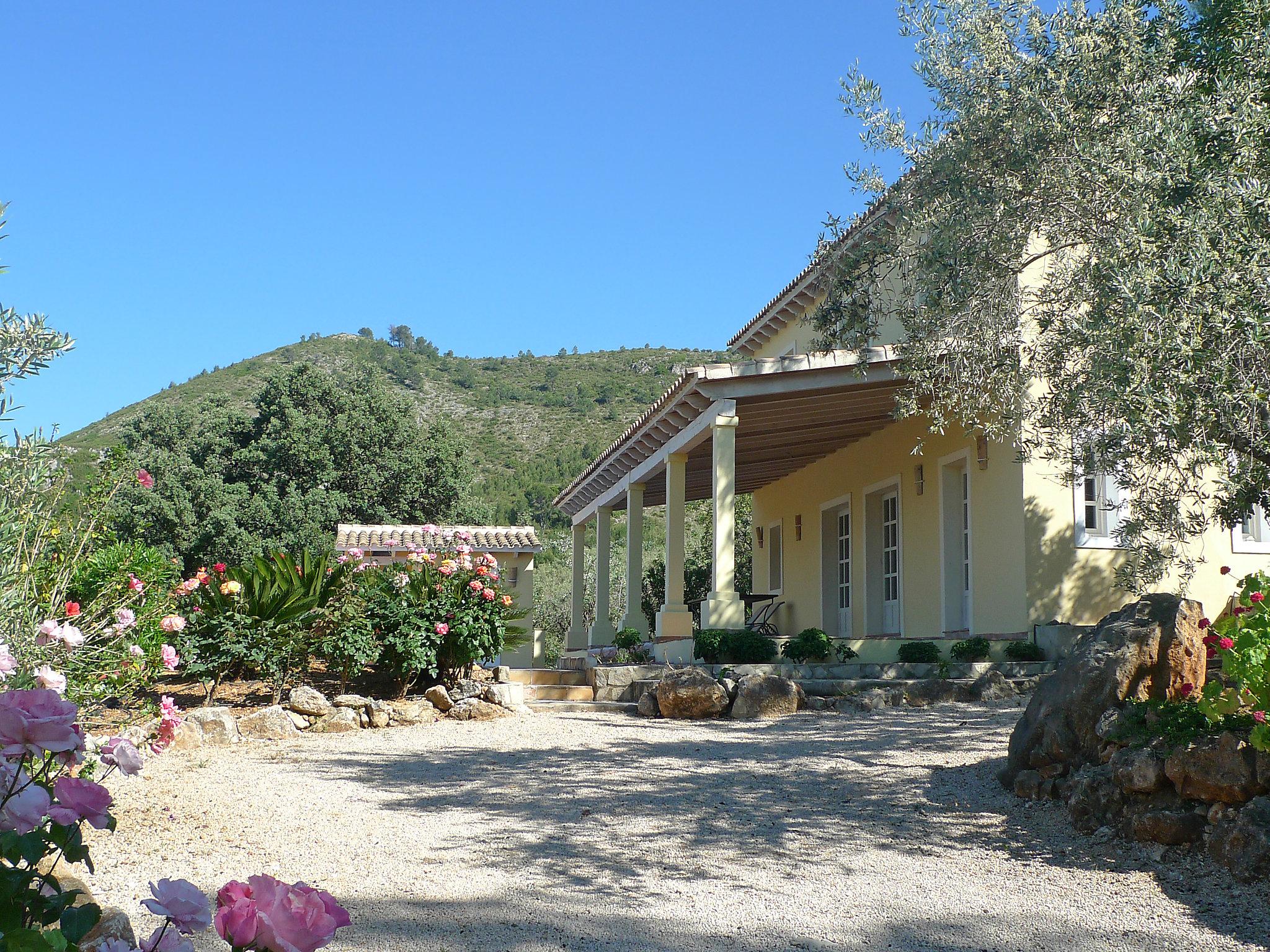 Photo 22 - Maison de 3 chambres à Adsubia avec piscine privée et jardin