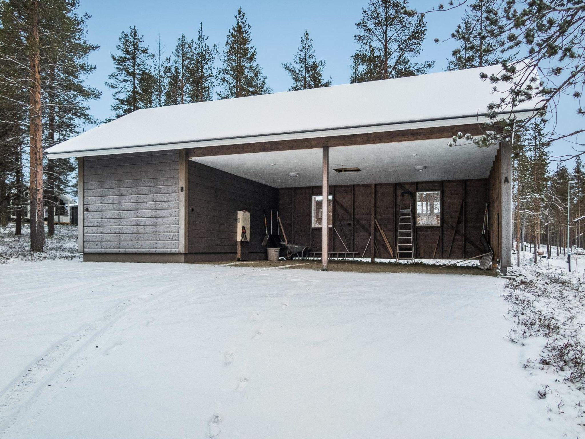 Foto 17 - Haus mit 1 Schlafzimmer in Kolari mit sauna und blick auf die berge