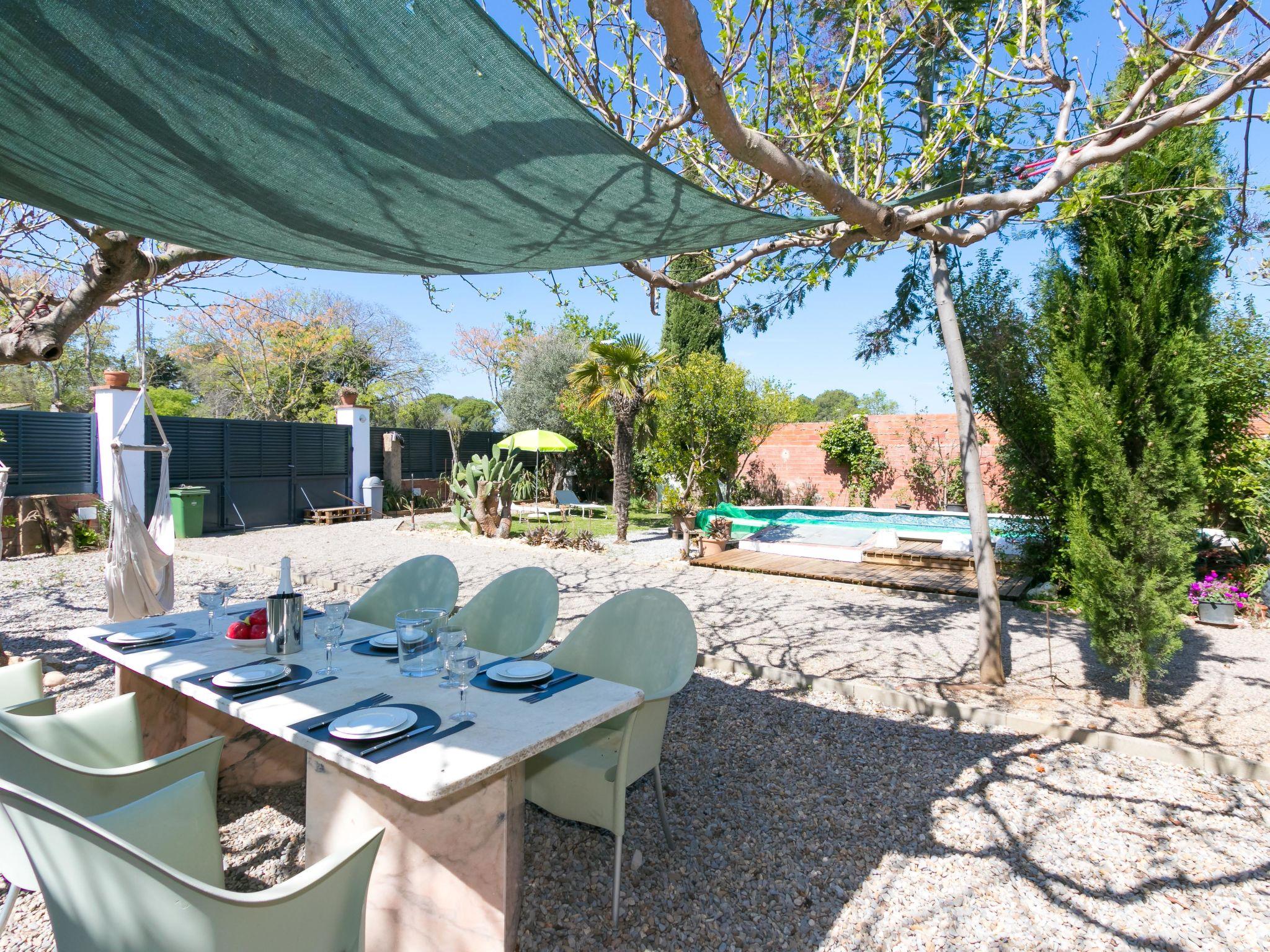 Foto 2 - Casa de 3 habitaciones en Fortià con piscina privada y jardín