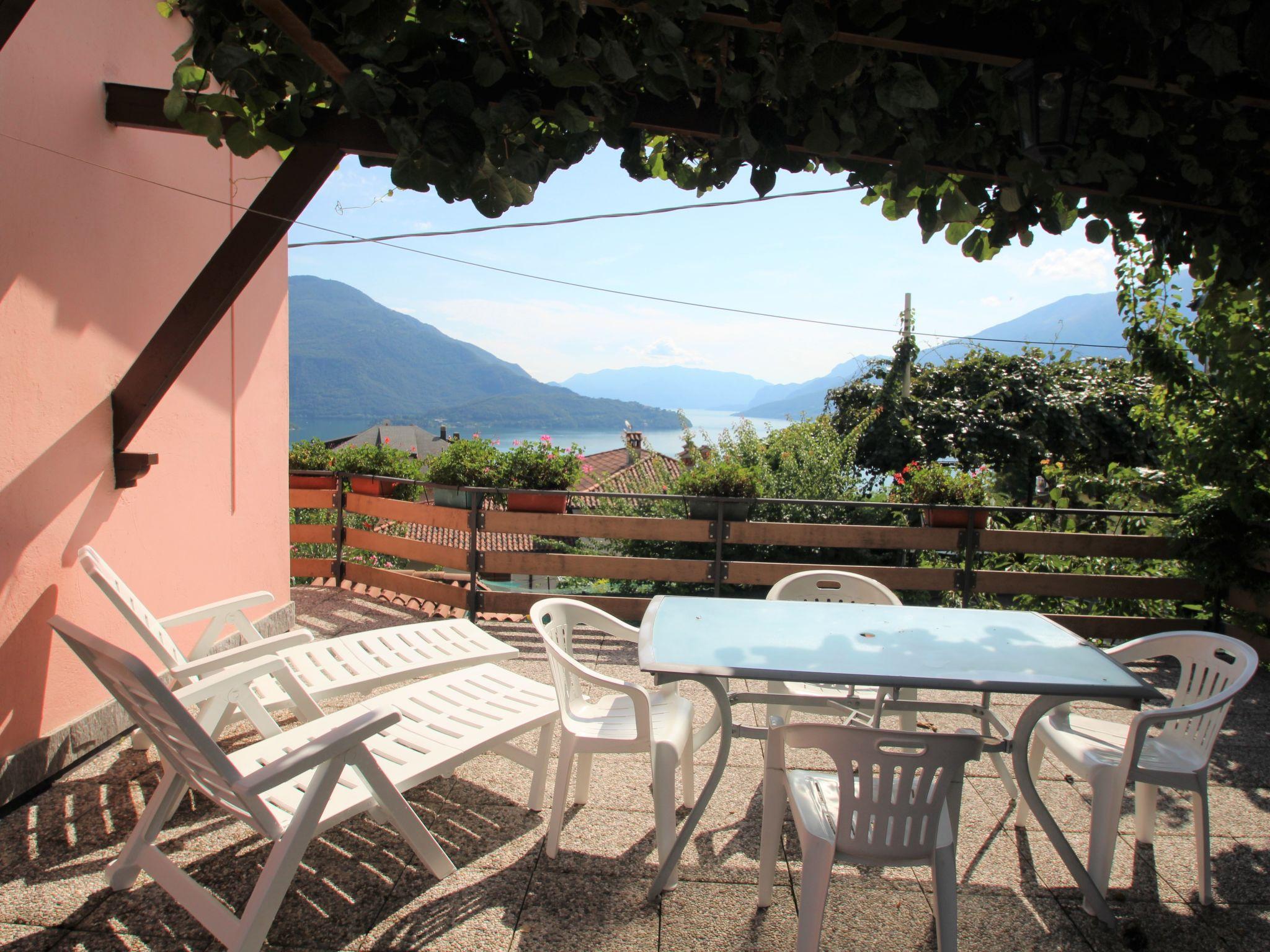 Photo 23 - 2 bedroom Apartment in Vercana with terrace and mountain view
