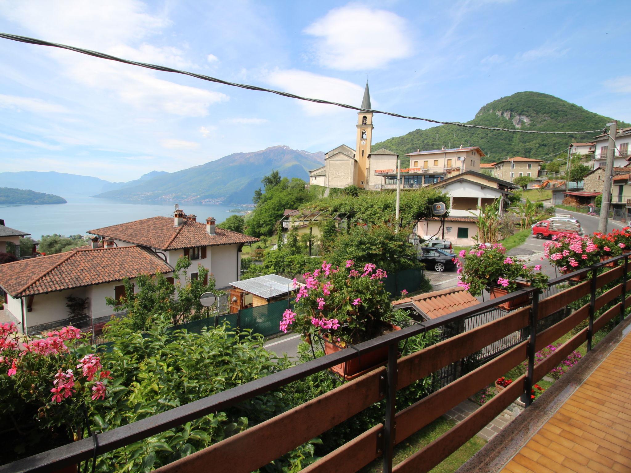 Photo 24 - 2 bedroom Apartment in Vercana with terrace and mountain view