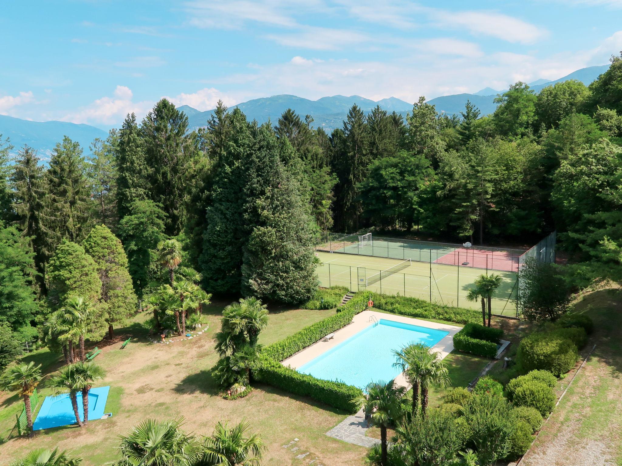 Foto 2 - Apartamento de 1 quarto em Germignaga com piscina e jardim