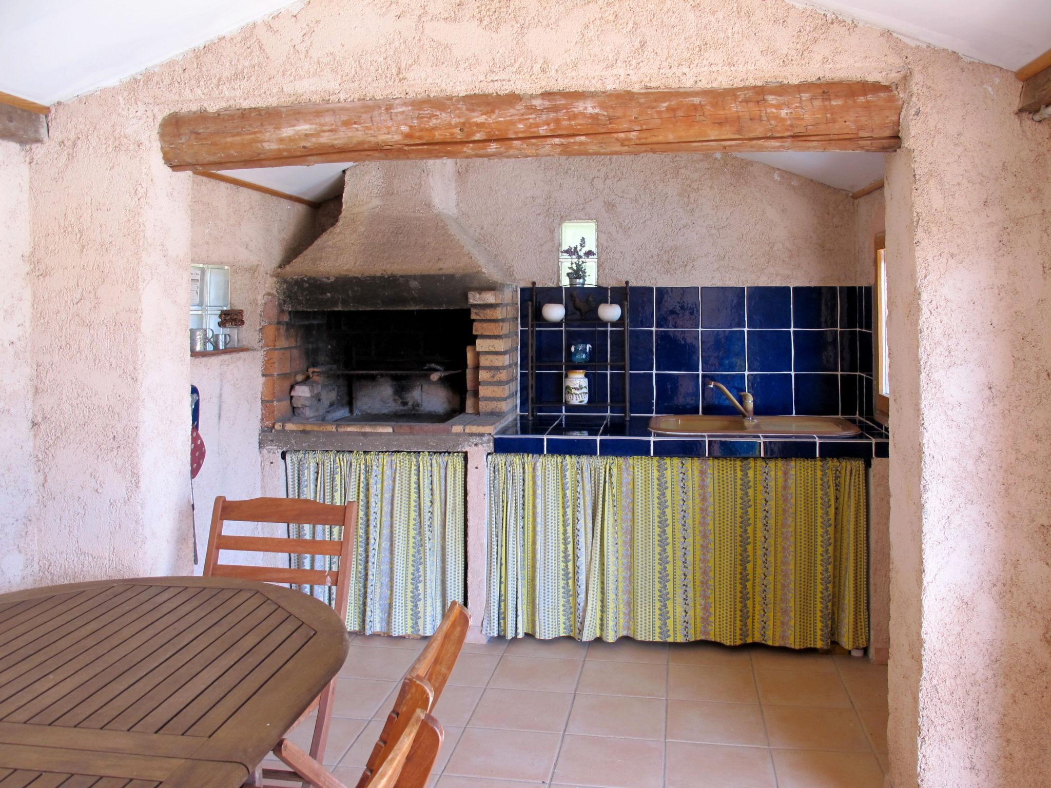 Photo 15 - House in Roquebrune-sur-Argens with private pool and sea view