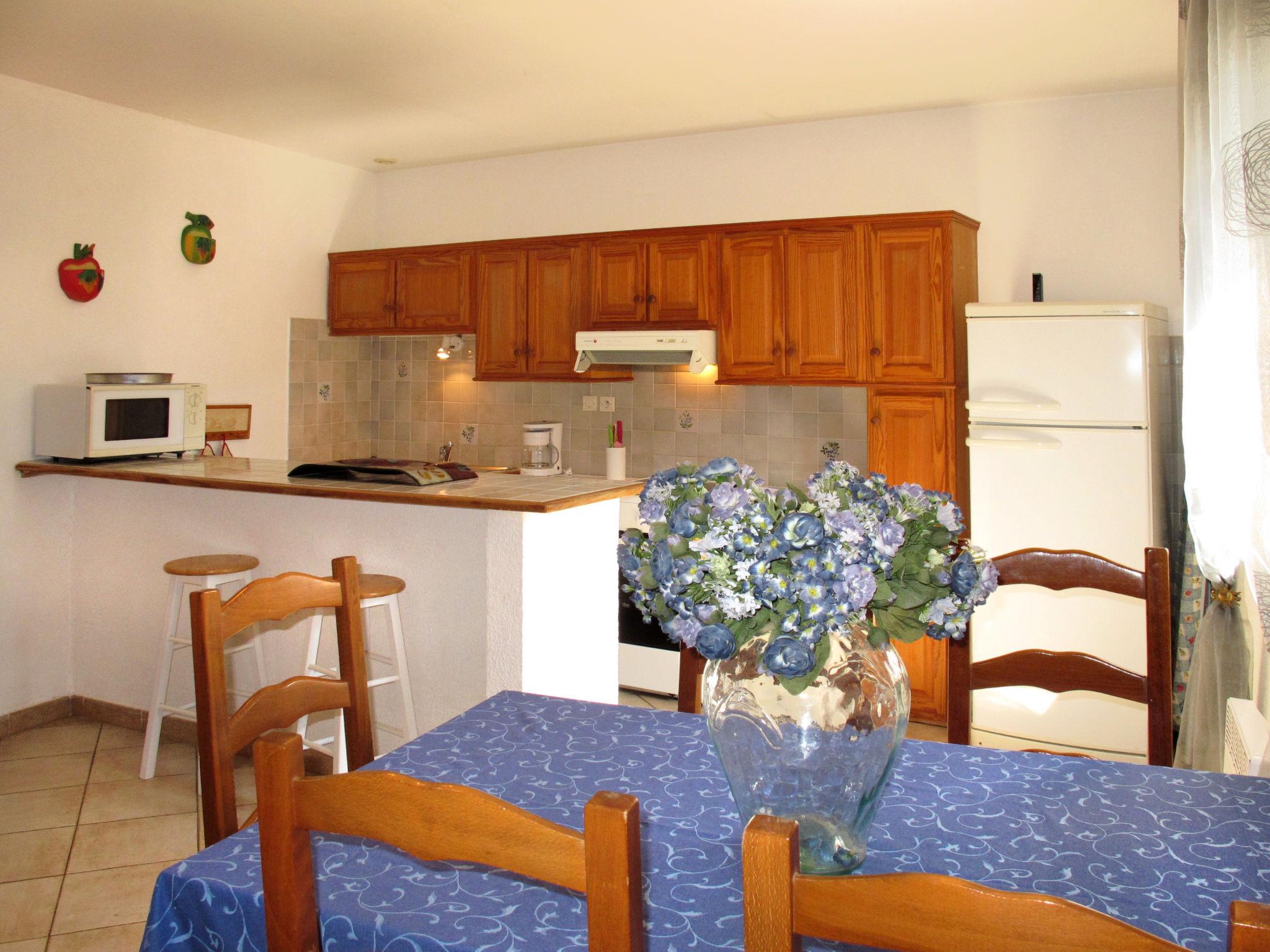Photo 5 - 1 bedroom Apartment in Roquebrune-sur-Argens with private pool and sea view
