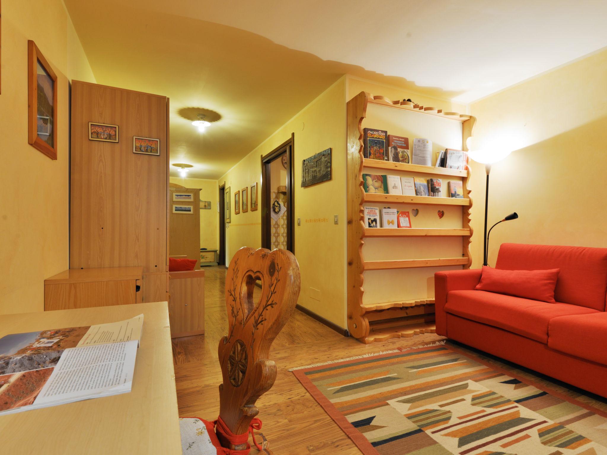 Photo 2 - Appartement en Canazei avec vues sur la montagne