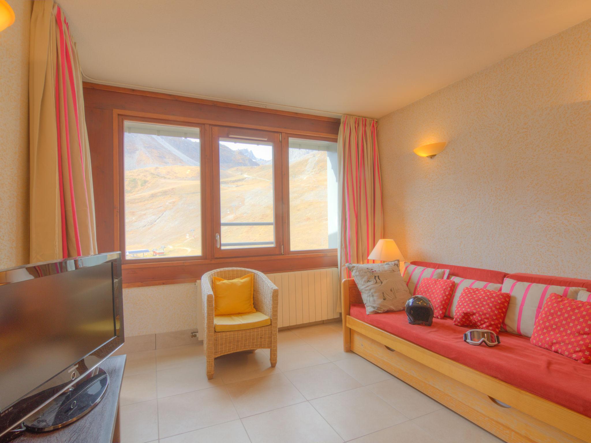 Foto 6 - Appartamento con 1 camera da letto a Tignes con vista sulle montagne