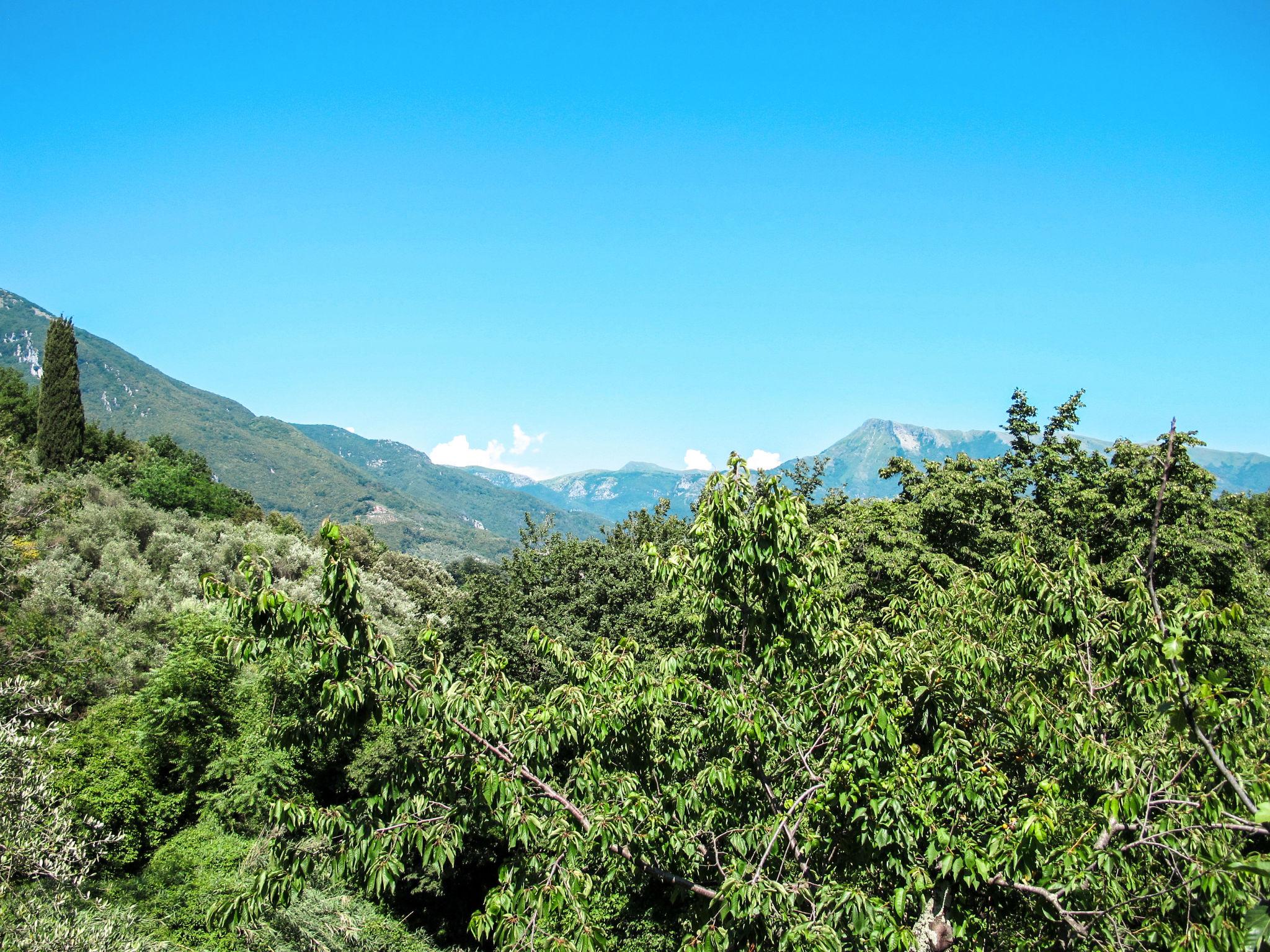 Foto 5 - Apartamento de 2 habitaciones en Camaiore con terraza y vistas al mar