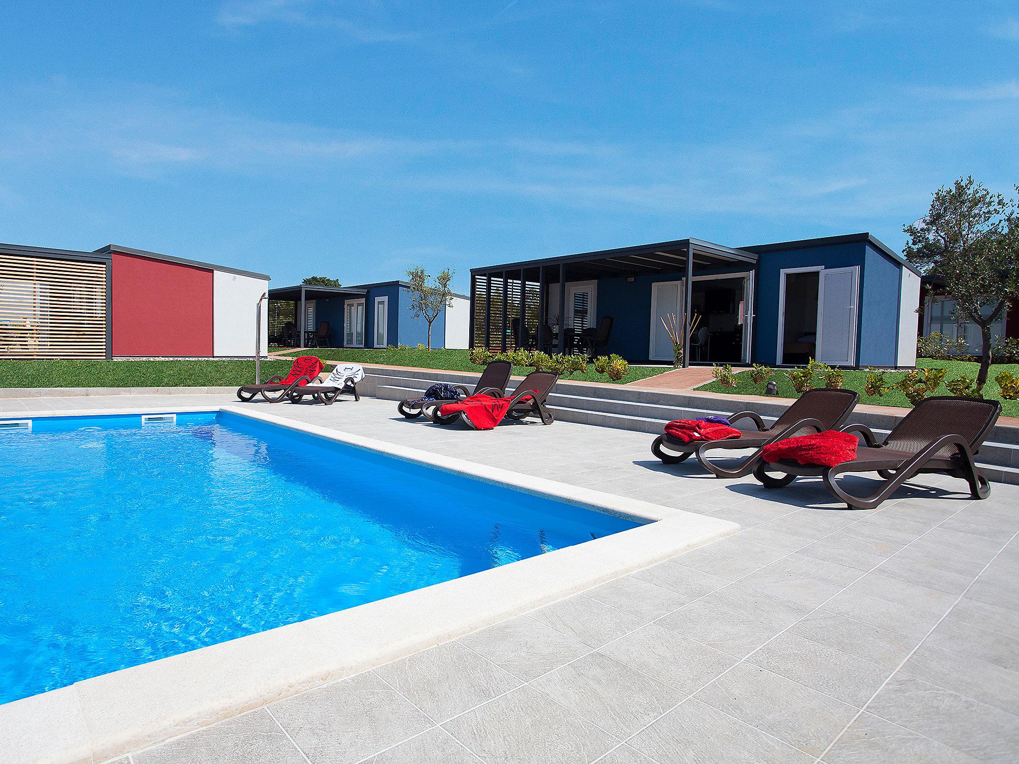 Foto 10 - Haus mit 3 Schlafzimmern in Novigrad mit schwimmbad und blick aufs meer