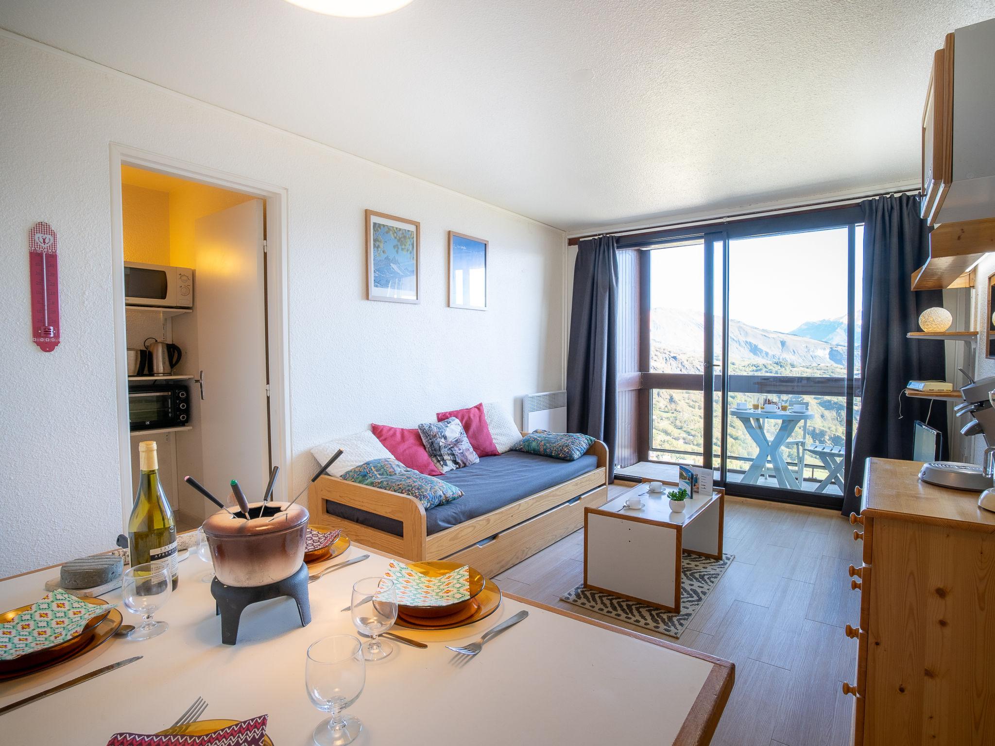 Foto 1 - Apartamento de 1 habitación en Villarembert con piscina y vistas a la montaña