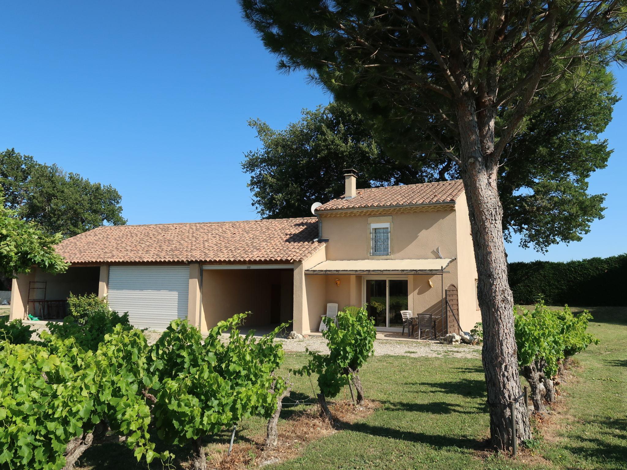 Foto 6 - Casa con 2 camere da letto a Grillon con giardino e terrazza