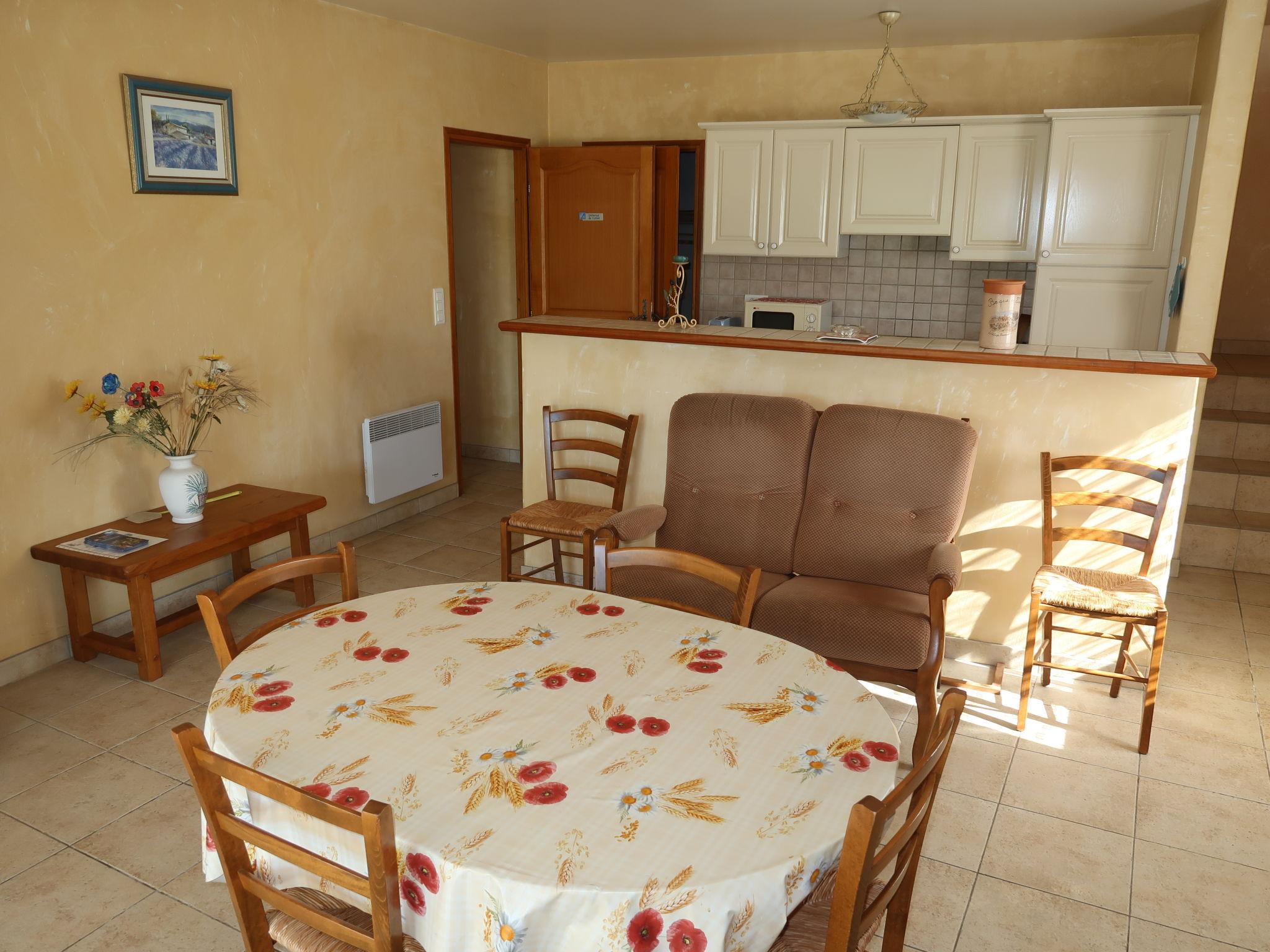 Photo 7 - 2 bedroom House in Grillon with garden and terrace