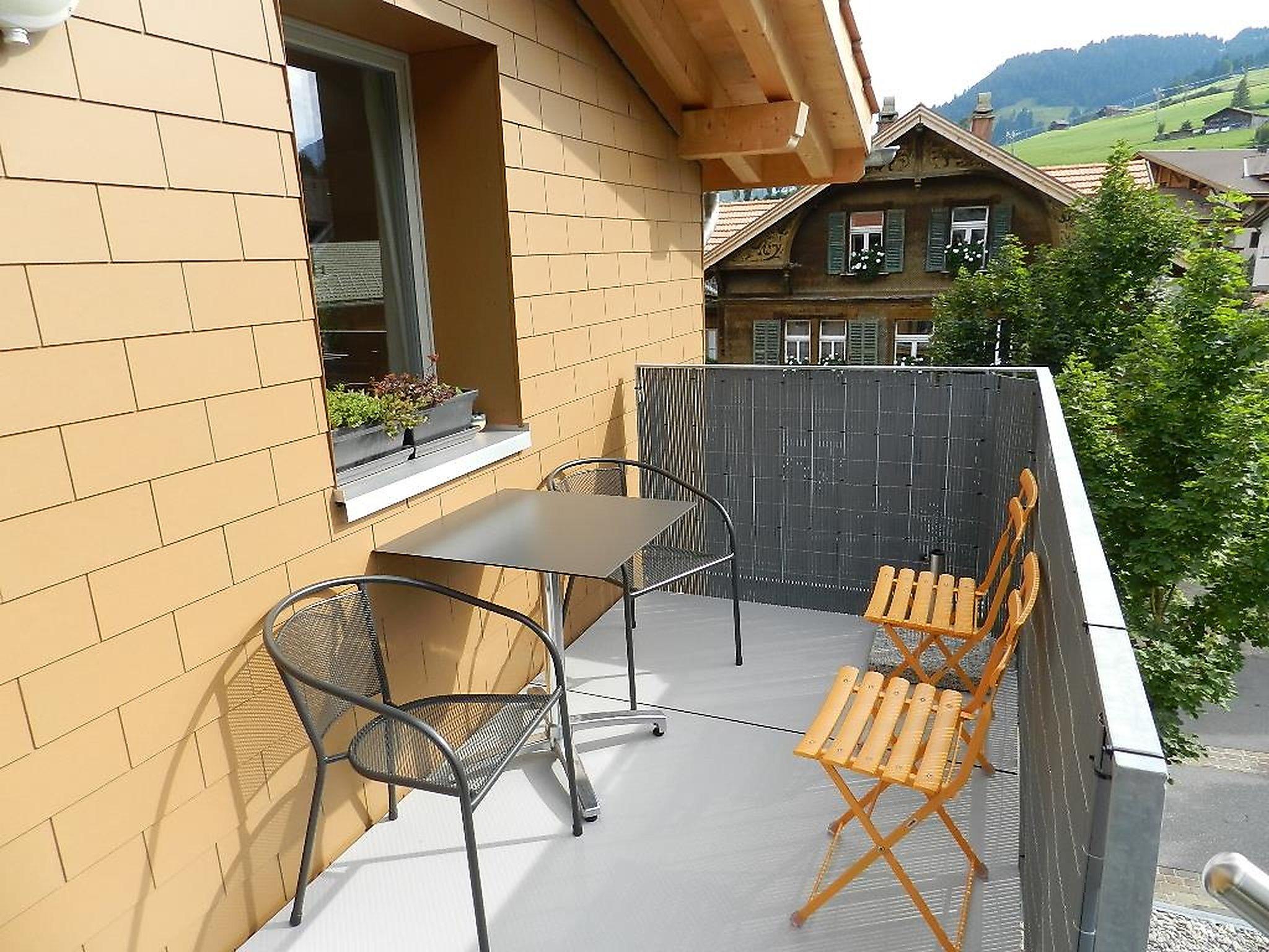 Foto 4 - Apartment mit 2 Schlafzimmern in Zweisimmen