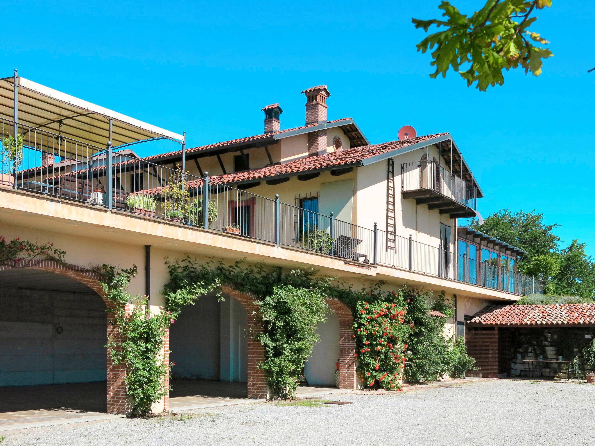 Foto 40 - Casa de 7 quartos em Bene Vagienna com piscina privada e jardim