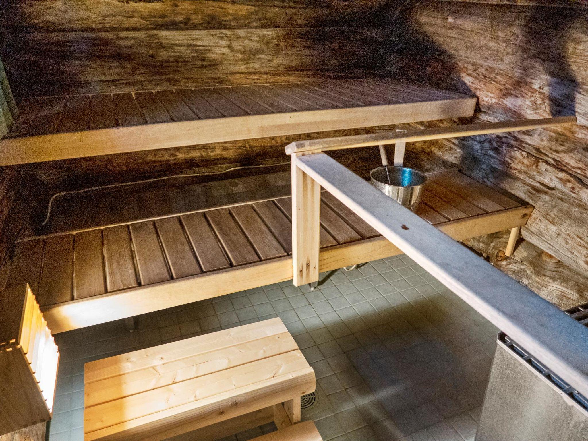 Foto 20 - Casa de 3 habitaciones en Kuusamo con sauna y vistas a la montaña