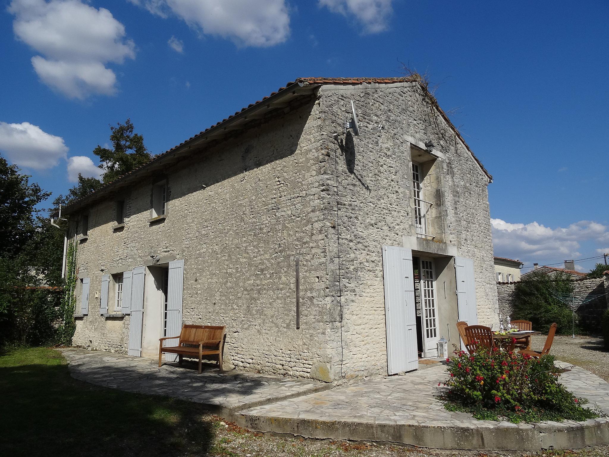 Photo 27 - Maison de 4 chambres à Aumagne avec piscine privée et jardin