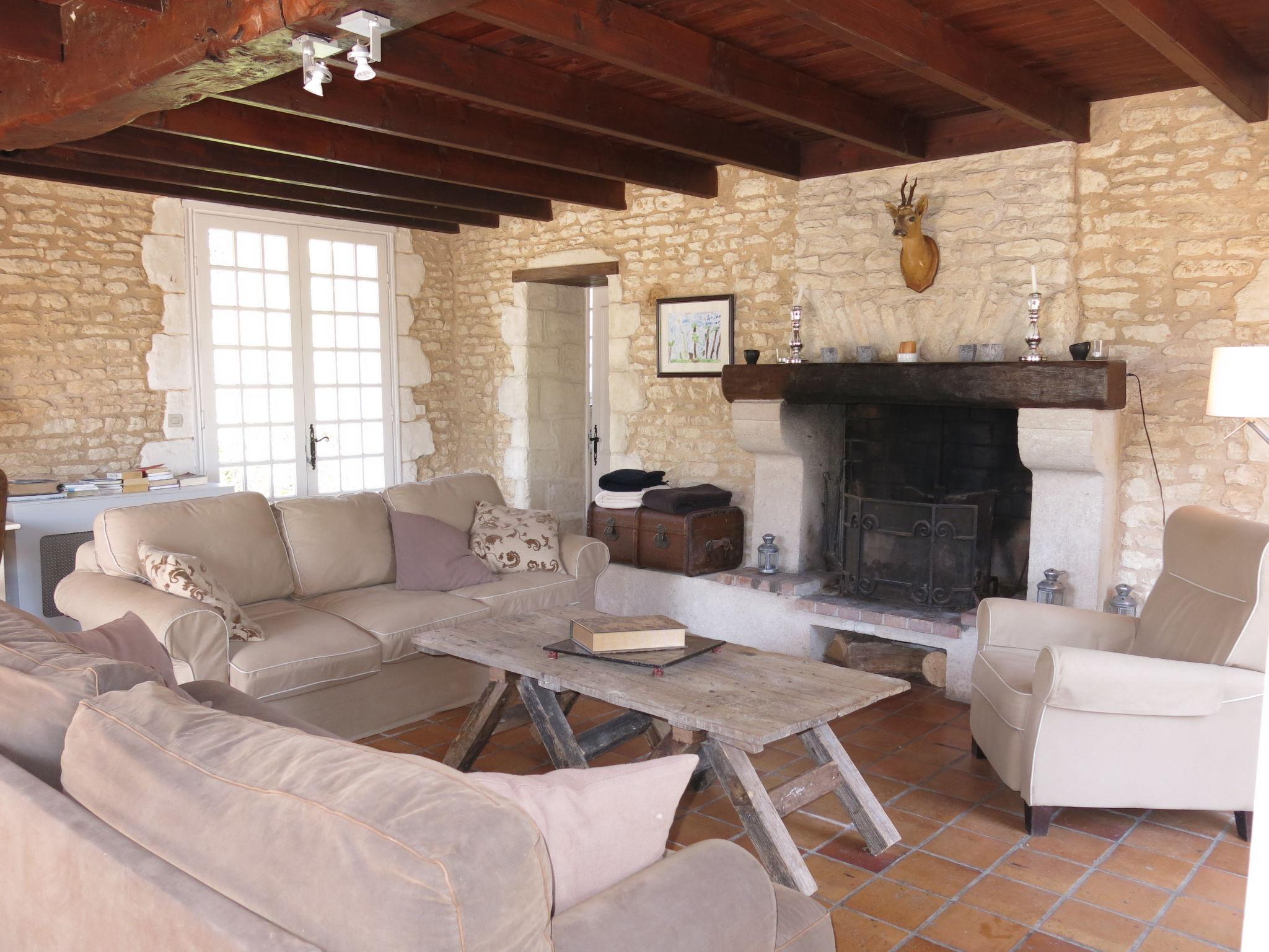 Photo 4 - 4 bedroom House in Aumagne with private pool and terrace