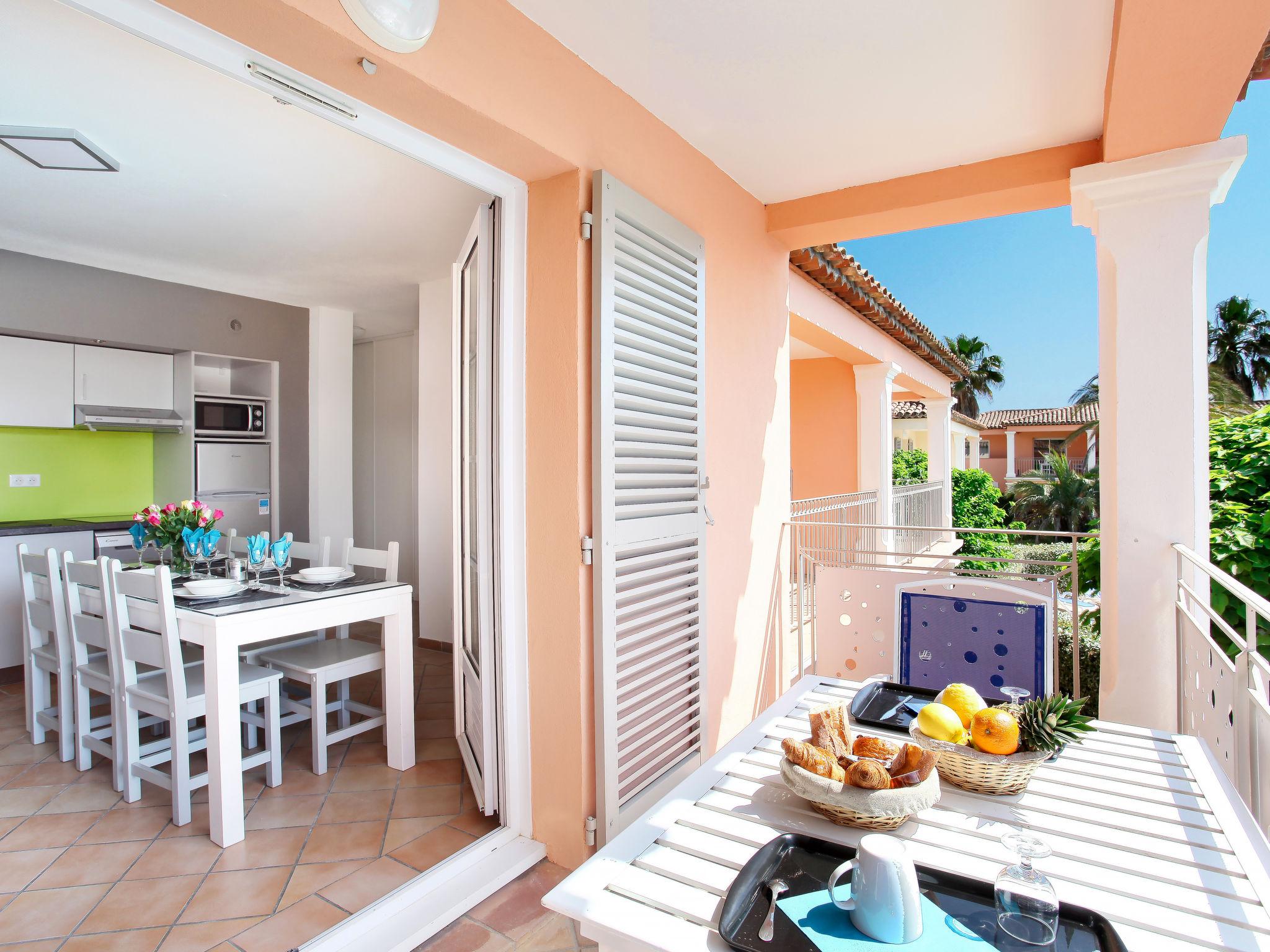 Foto 4 - Apartamento de 2 quartos em Grimaud com piscina e terraço