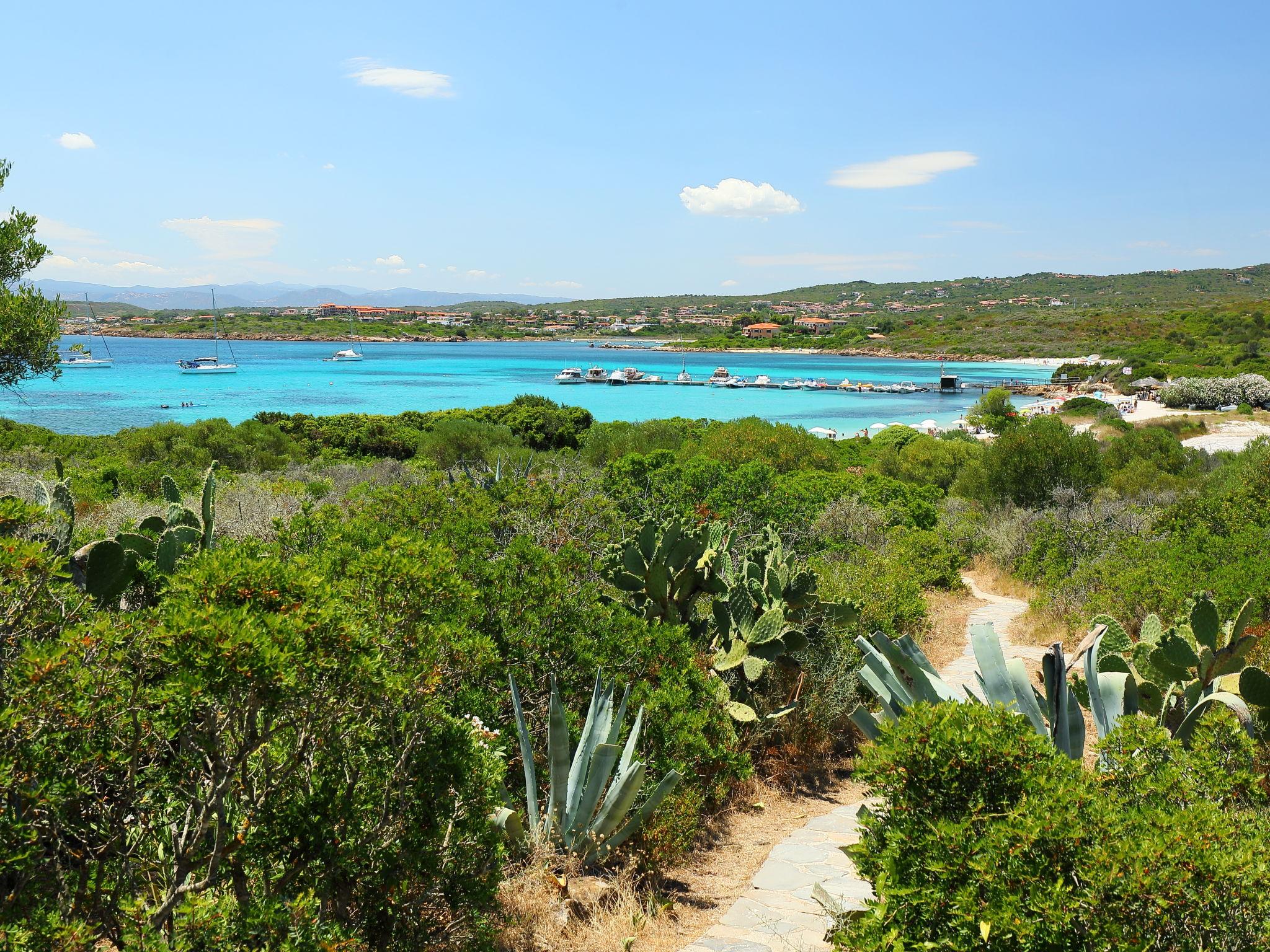 Foto 18 - Apartamento de 1 habitación en Golfo Aranci con jardín y vistas al mar