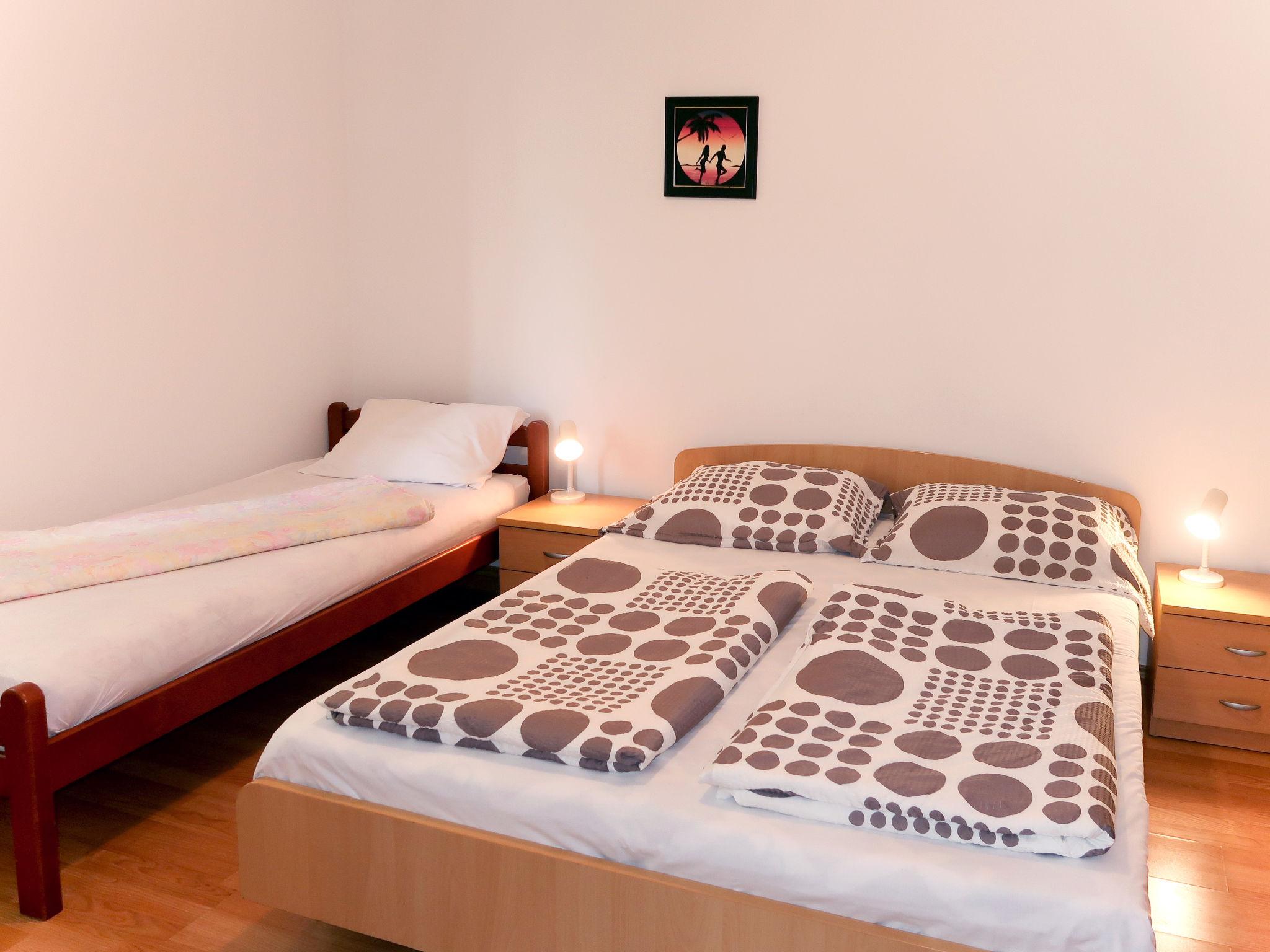 Foto 19 - Apartamento de 1 habitación en Sveta Nedelja con piscina y vistas al mar