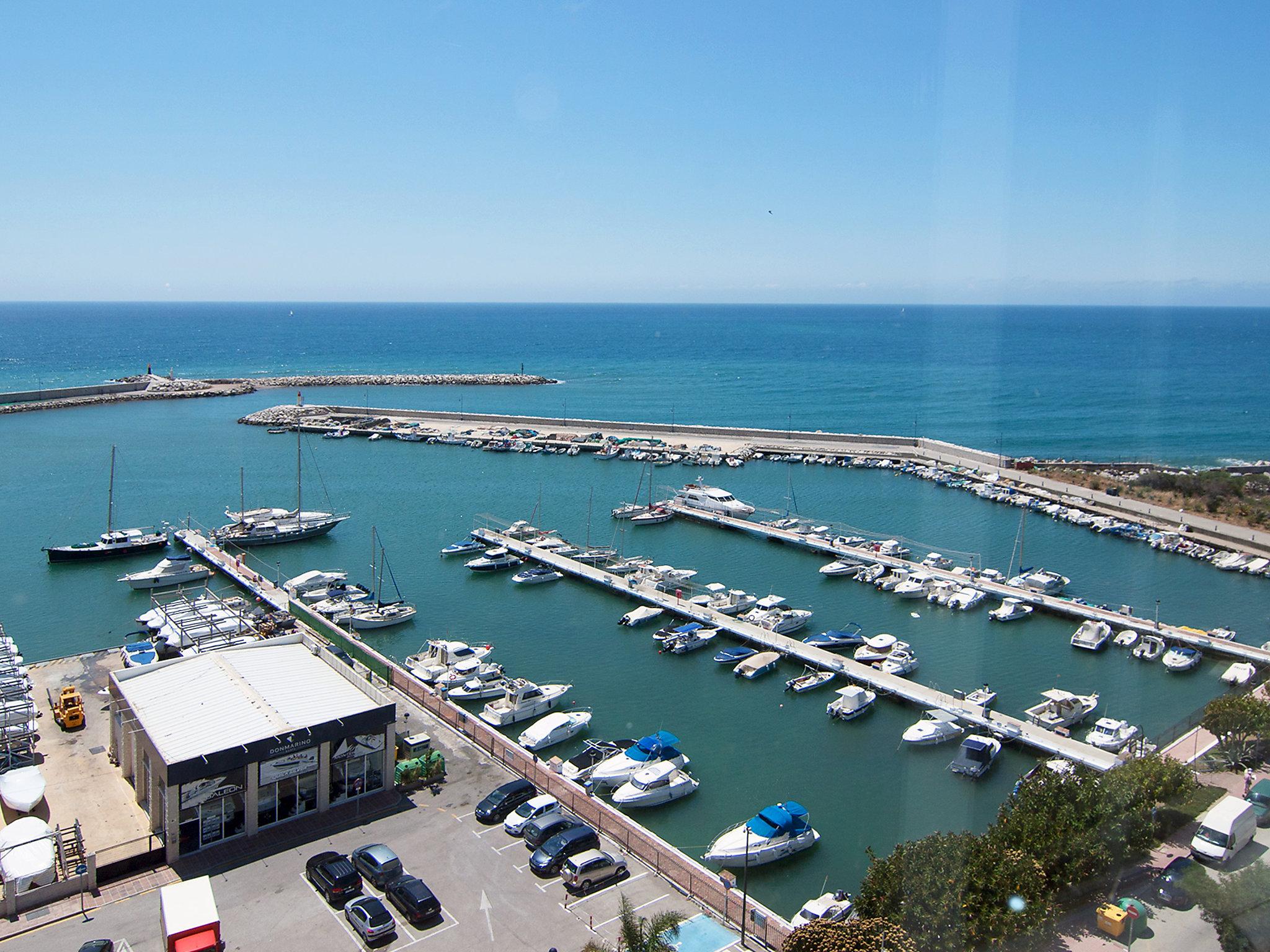 Photo 23 - Appartement de 2 chambres à Estepona avec piscine et vues à la mer