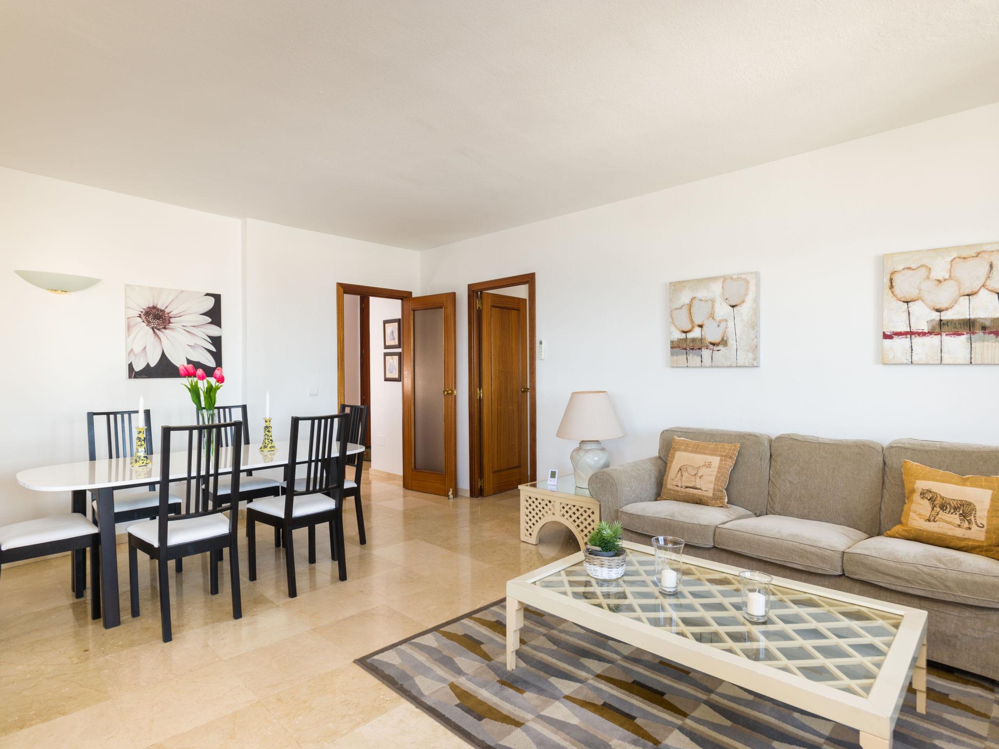 Foto 7 - Appartamento con 2 camere da letto a Estepona con piscina e vista mare