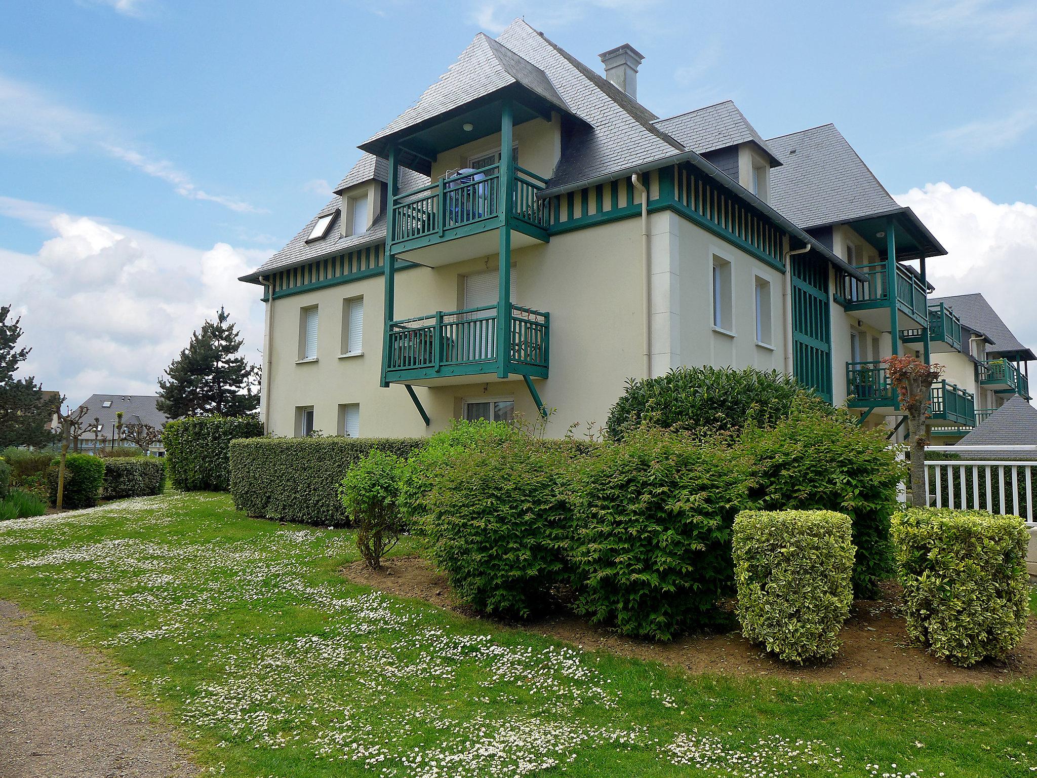 Photo 21 - Maison de 2 chambres à Dives-sur-Mer avec piscine et terrasse