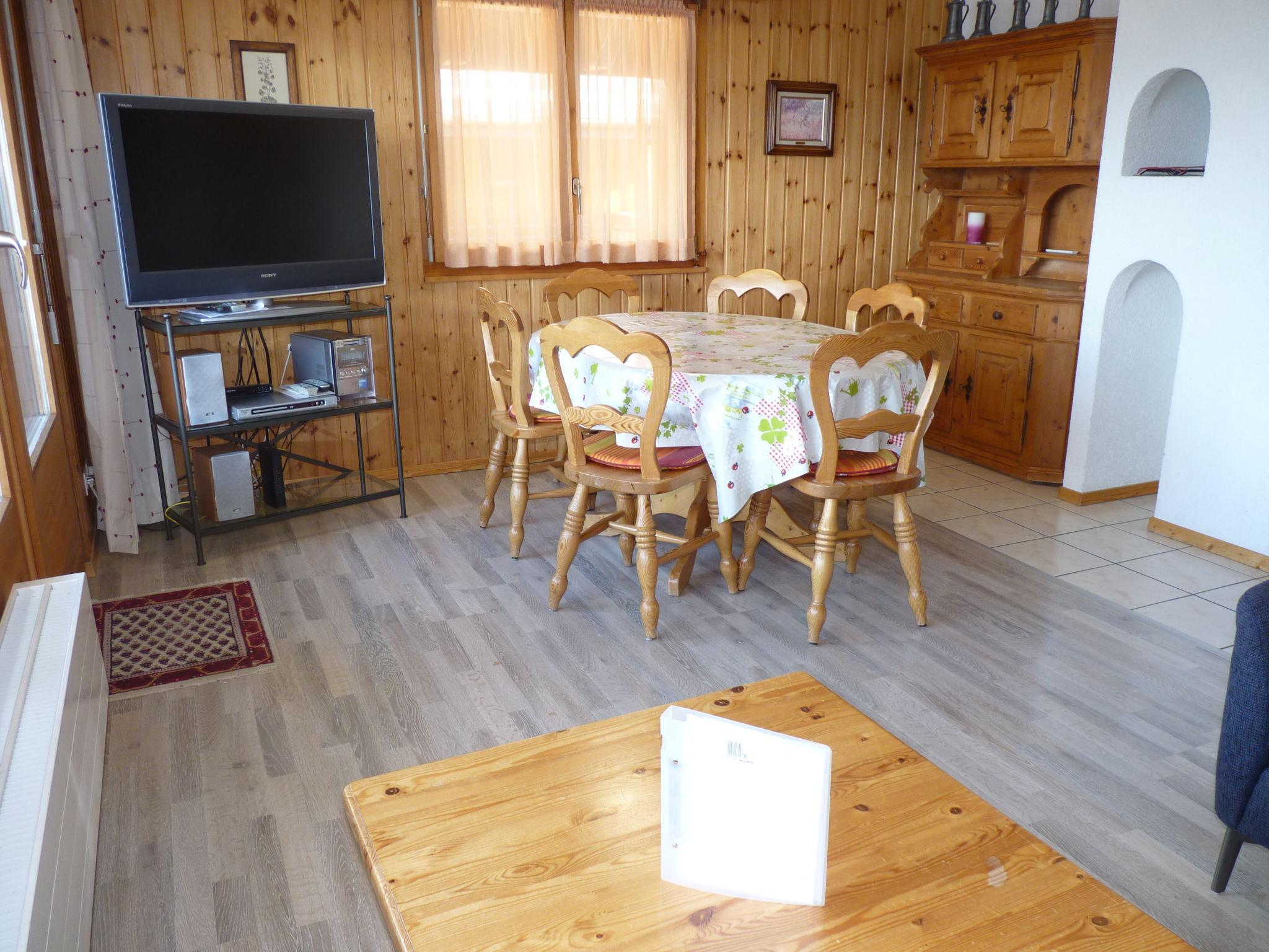 Photo 3 - 2 bedroom Apartment in Leytron with swimming pool and sauna