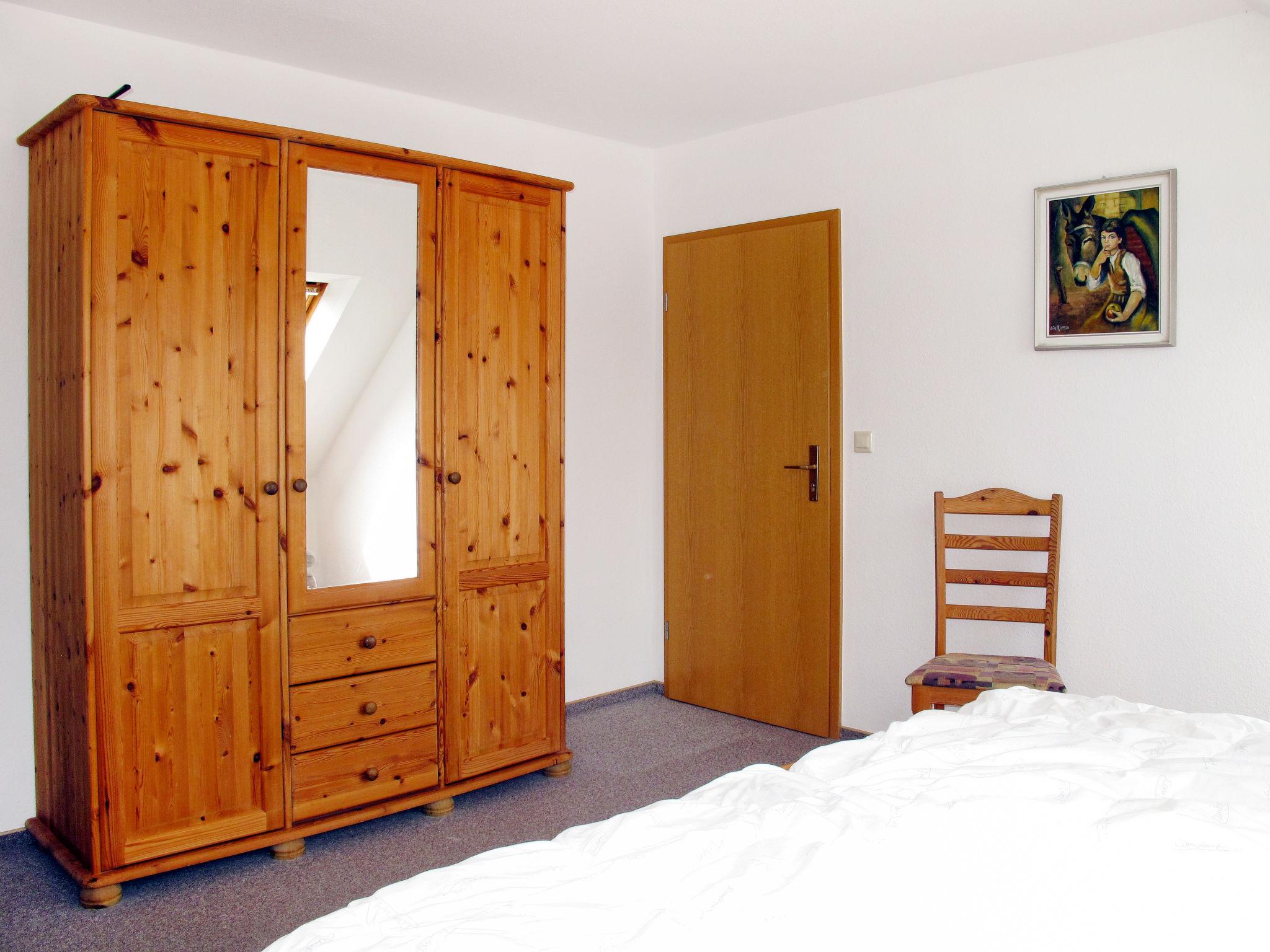 Foto 14 - Appartamento con 2 camere da letto a Butjadingen con vista mare