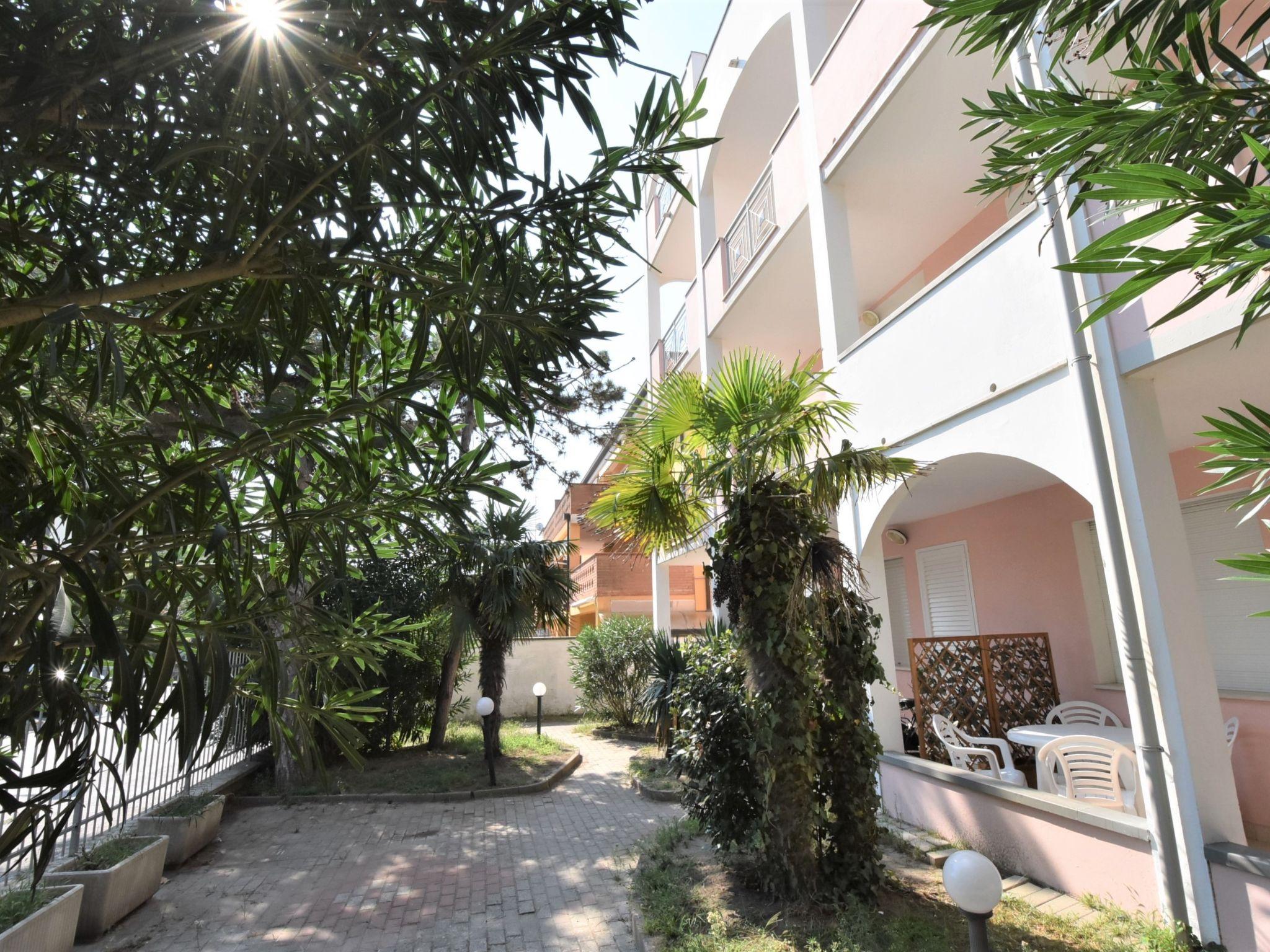 Foto 1 - Apartamento de 1 habitación en Comacchio con terraza y vistas al mar