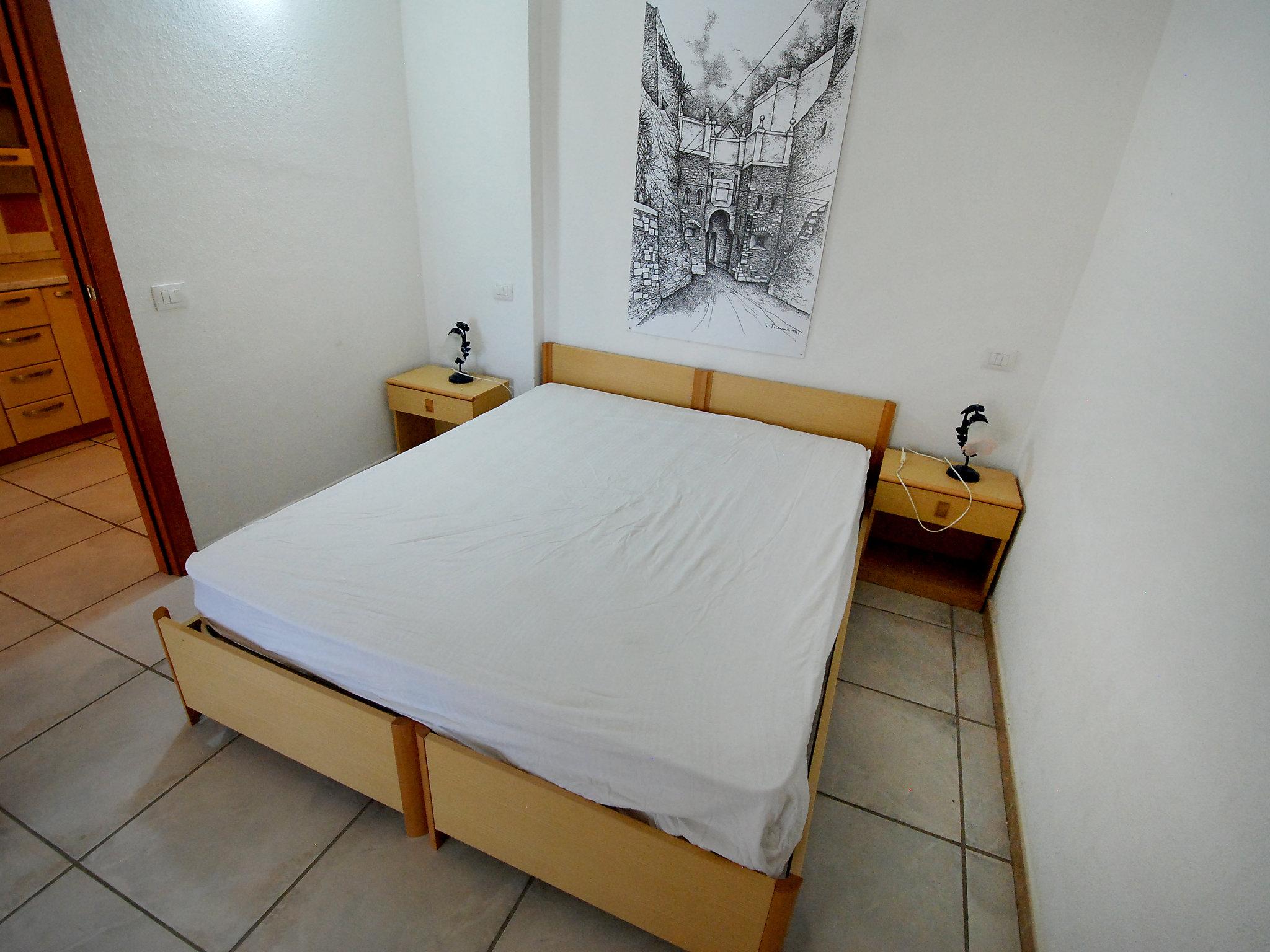 Foto 10 - Apartamento de 1 quarto em Muravera com jardim