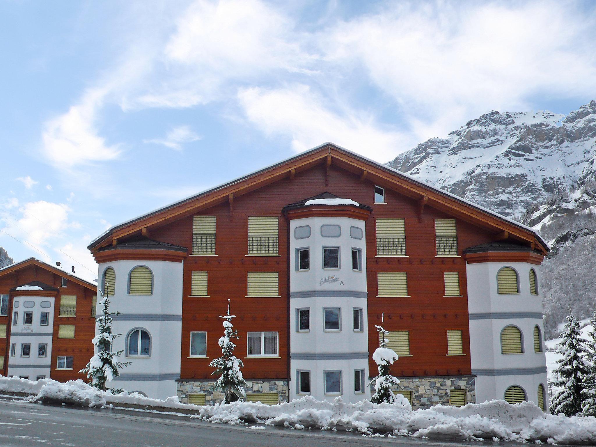 Photo 18 - 2 bedroom Apartment in Leukerbad with mountain view